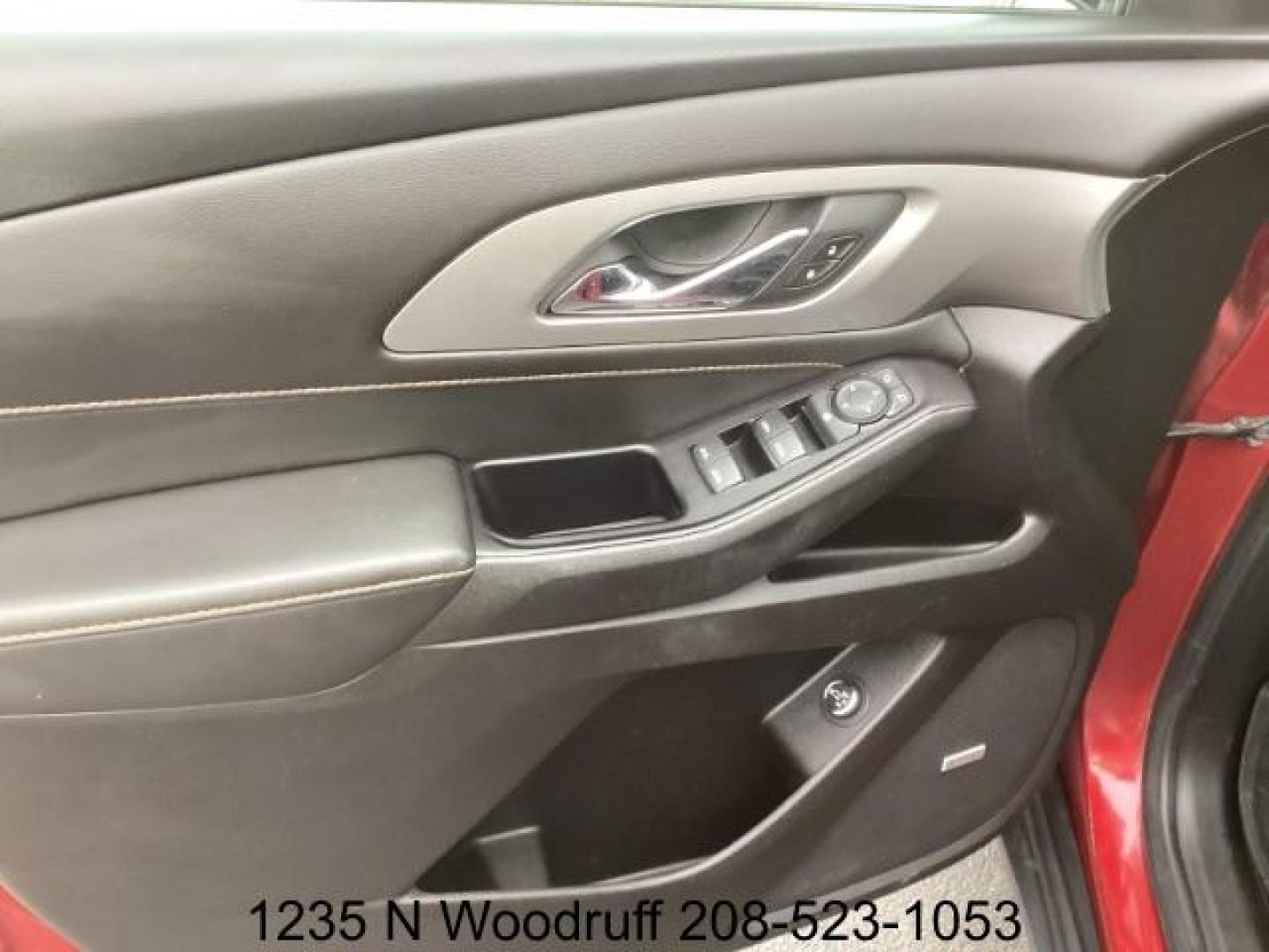 2019 Cajun Red Tintcoat /Jet Black, leather Chevrolet Traverse Premier AWD (1GNEVJKW6KJ) with an 3.6L V6 DOHC 24V engine, 9-Speed Automatic transmission, located at 1235 N Woodruff Ave., Idaho Falls, 83401, (208) 523-1053, 43.507172, -112.000488 - At Timberline Auto, finding a great deal on your next vehicle is always easy! Our experienced sales staff's goal is to help find you the right vehicle at the right price! Our knowledgeable finance department has options for almost any credit score. We offer extended service contract options to prote - Photo#13