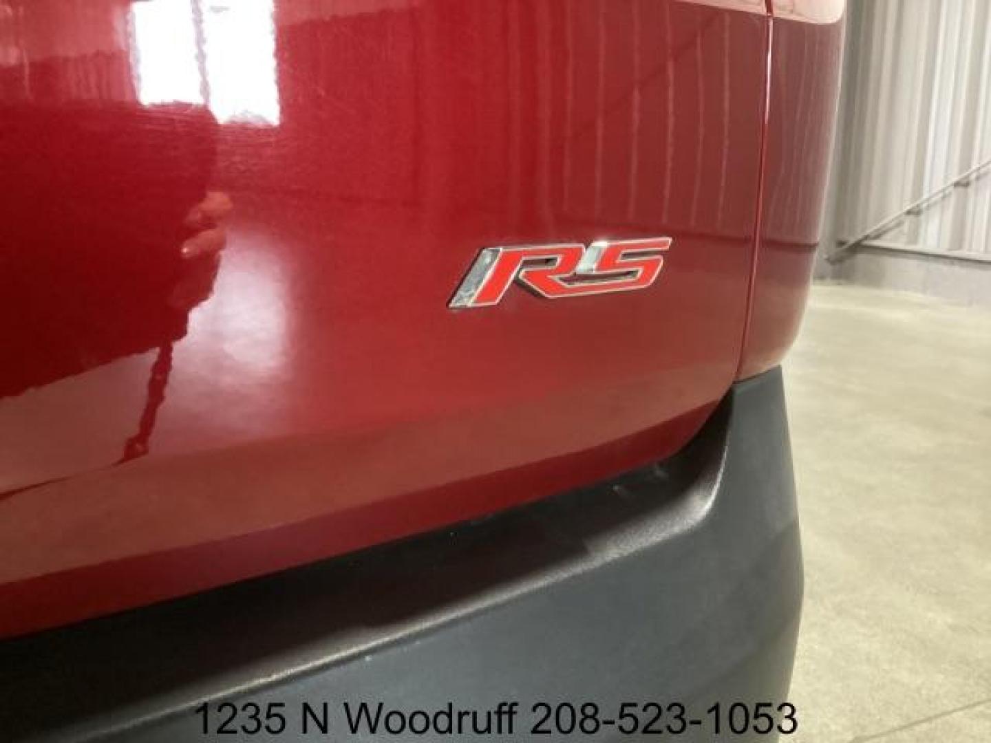 2019 Cajun Red Tintcoat /Jet Black, leather Chevrolet Traverse Premier AWD (1GNEVJKW6KJ) with an 3.6L V6 DOHC 24V engine, 9-Speed Automatic transmission, located at 1235 N Woodruff Ave., Idaho Falls, 83401, (208) 523-1053, 43.507172, -112.000488 - At Timberline Auto, finding a great deal on your next vehicle is always easy! Our experienced sales staff's goal is to help find you the right vehicle at the right price! Our knowledgeable finance department has options for almost any credit score. We offer extended service contract options to prote - Photo#7