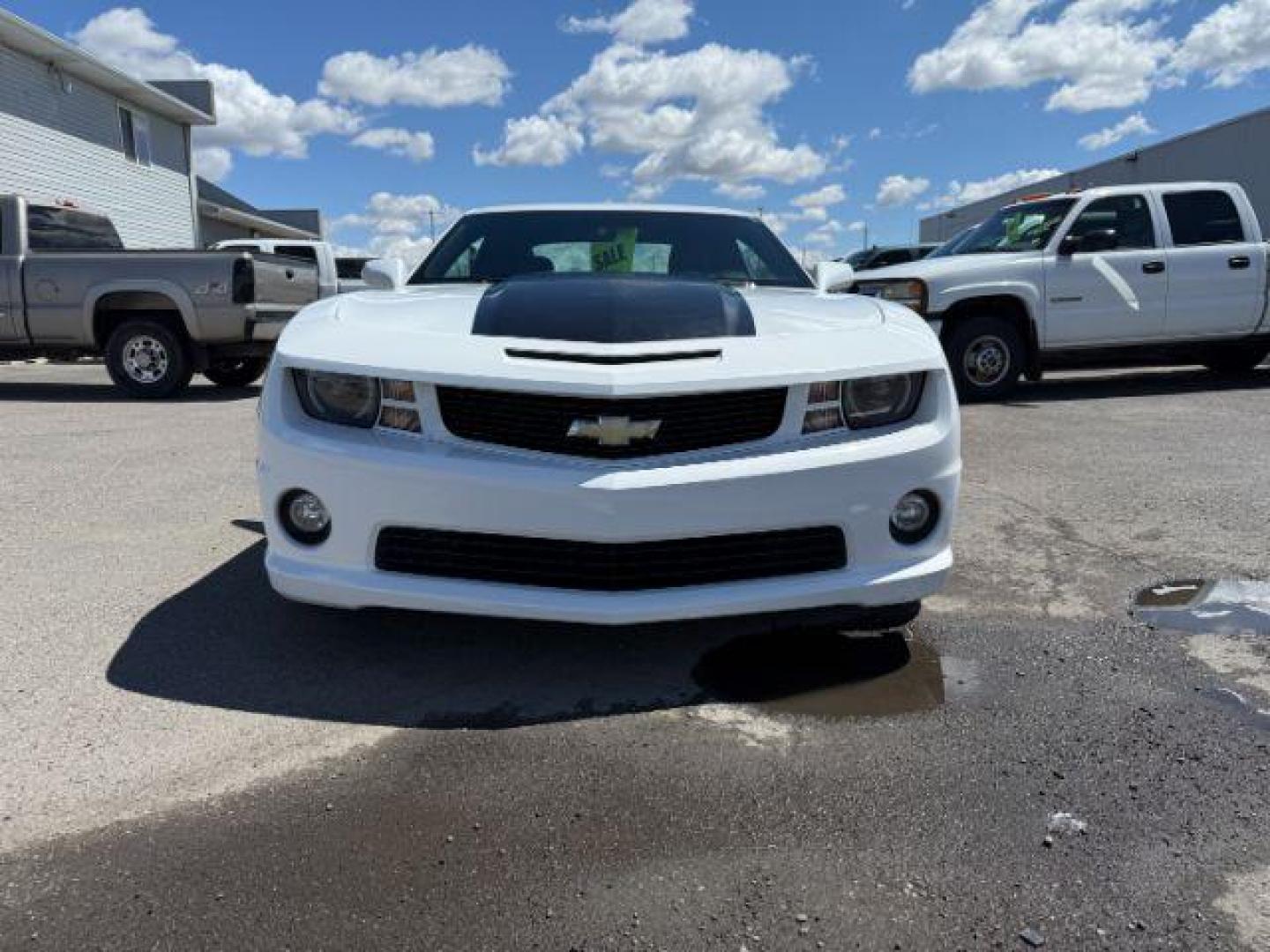 2013 Summit White /Black Leather Interior Chevrolet Camaro 2SS Coupe (2G1FT1EW2D9) with an 6.2L V8 OHV 16V engine, 6-Speed Manual transmission, located at 1235 N Woodruff Ave., Idaho Falls, 83401, (208) 523-1053, 43.507172, -112.000488 - At Timberline Auto, finding a great deal on your next vehicle is always easy! Our experienced sales staff's goal is to help find you the right vehicle at the right price! Our knowledgeable finance department has options for almost any credit score. We offer extended service contract options to prote - Photo#7