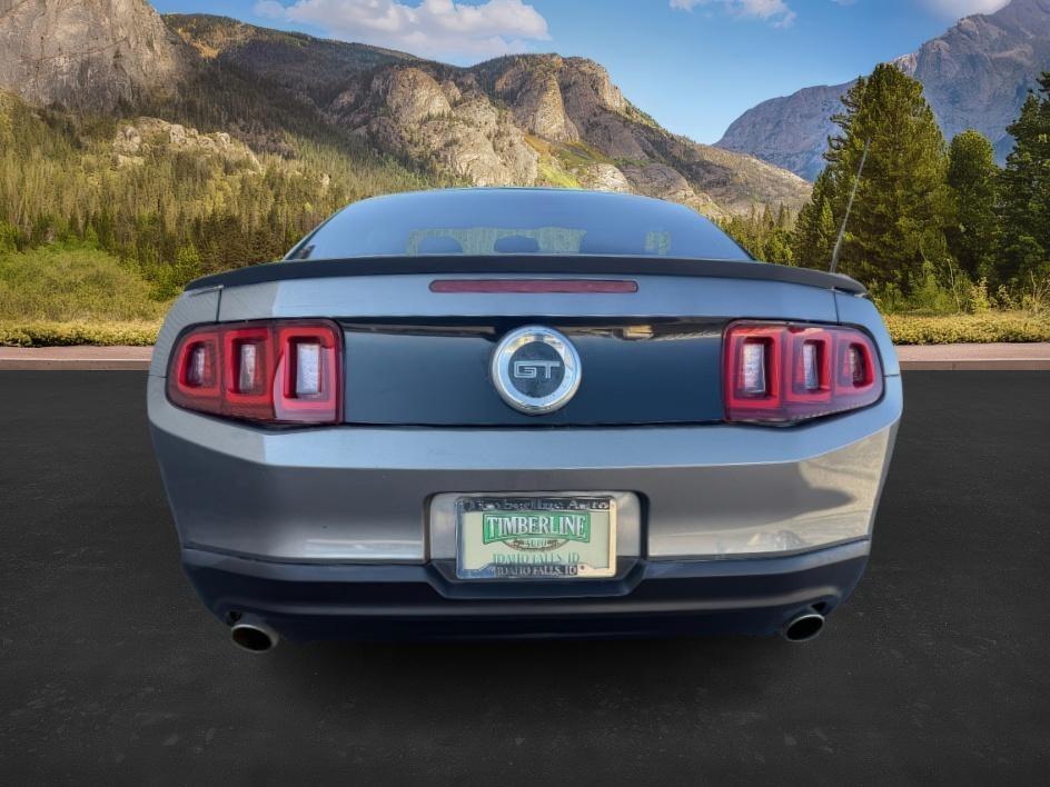 2010 GRAY /Charcoal Black Cloth Interior Ford Mustang GT Coupe (1ZVBP8CH1A5) with an 4.6L V8 SOHC 24V engine, 5-Speed Automatic transmission, located at 1235 N Woodruff Ave., Idaho Falls, 83401, (208) 523-1053, 43.507172, -112.000488 - At Timberline Auto, finding a great deal on your next vehicle is always easy! Our experienced sales staff's goal is to help find you the right vehicle at the right price! Our knowledgeable finance department has options for almost any credit score. We offer extended service contract options to prote- Photo#3