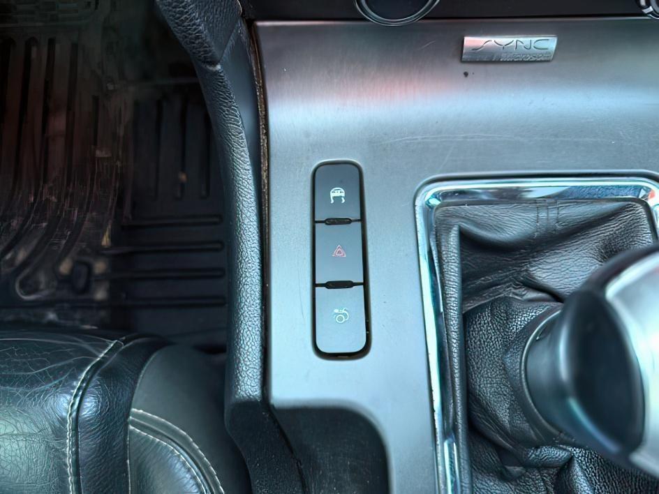 2010 GRAY /Charcoal Black Cloth Interior Ford Mustang GT Coupe (1ZVBP8CH1A5) with an 4.6L V8 SOHC 24V engine, 5-Speed Automatic transmission, located at 1235 N Woodruff Ave., Idaho Falls, 83401, (208) 523-1053, 43.507172, -112.000488 - At Timberline Auto, finding a great deal on your next vehicle is always easy! Our experienced sales staff's goal is to help find you the right vehicle at the right price! Our knowledgeable finance department has options for almost any credit score. We offer extended service contract options to prote- Photo#17