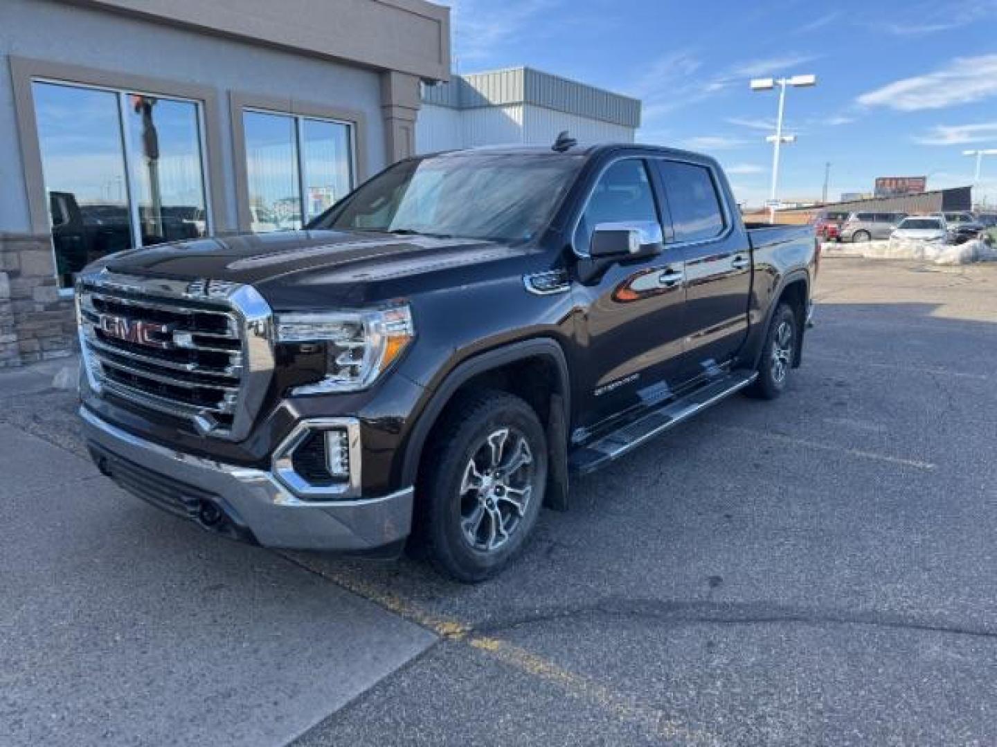 2019 BROWN /LEATHER GMC Sierra 1500 SLT Crew Cab Short Box 4WD (1GTU9DED0KZ) with an 5.3 engine, AUTOMATIC transmission, located at 1235 N Woodruff Ave., Idaho Falls, 83401, (208) 523-1053, 43.507172, -112.000488 - Photo#0