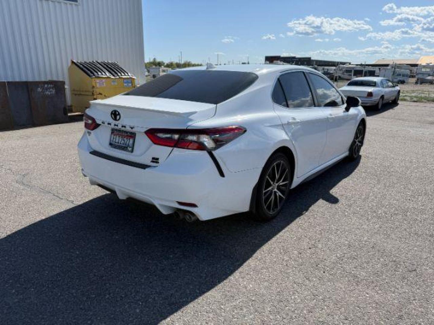 2023 WHITE /Ash Toyota Camry SE AWD (4T1G11BK8PU) with an 2.5L I-4 port/direct injection engine, AUTOMATIC transmission, located at 1235 N Woodruff Ave., Idaho Falls, 83401, (208) 523-1053, 43.507172, -112.000488 - At Timberline Auto, finding a great deal on your next vehicle is always easy! Our experienced sales staff's goal is to help find you the right vehicle at the right price! Our knowledgeable finance department has options for almost any credit score. We offer extended service contract options to prote - Photo#4