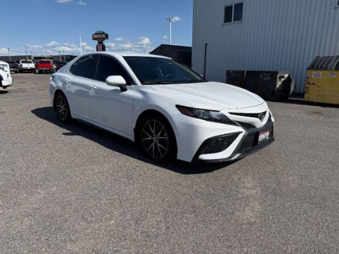 2023 WHITE /Ash Toyota Camry SE AWD (4T1G11BK8PU) with an 2.5L I-4 port/direct injection engine, AUTOMATIC transmission, located at 1235 N Woodruff Ave., Idaho Falls, 83401, (208) 523-1053, 43.507172, -112.000488 - At Timberline Auto, finding a great deal on your next vehicle is always easy! Our experienced sales staff's goal is to help find you the right vehicle at the right price! Our knowledgeable finance department has options for almost any credit score. We offer extended service contract options to prote - Photo#6