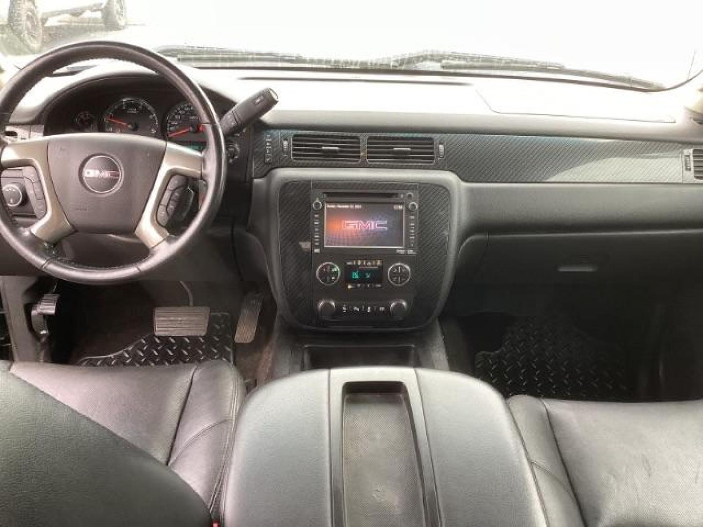 2013 Onyx Black /Ebony Leather Interior GMC Sierra 2500HD SLT Crew Cab 4WD (1GT121E86DF) with an 6.6L V8 OHV 32V TURBO DIESEL engine, 6-Speed Automatic transmission, located at 1235 N Woodruff Ave., Idaho Falls, 83401, (208) 523-1053, 43.507172, -112.000488 - At Timberline Auto, finding a great deal on your next vehicle is always easy! Our experienced sales staff's goal is to help find you the right vehicle at the right price! Our knowledgeable finance department has options for almost any credit score. We offer extended service contract options to prote - Photo#14