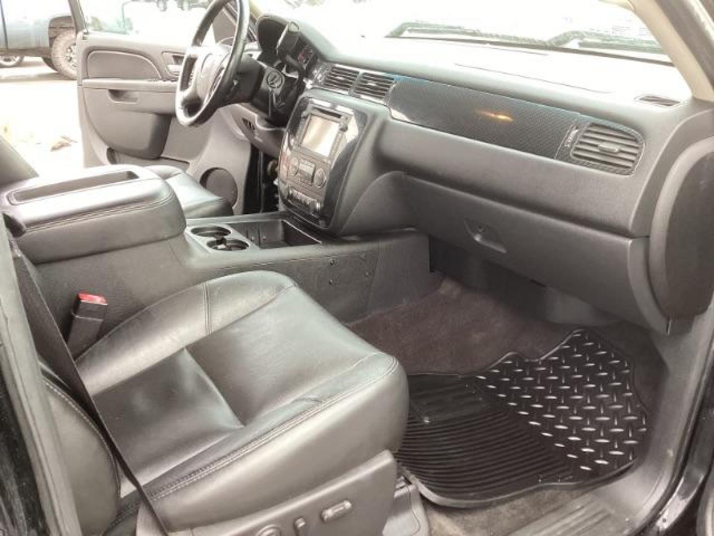 2013 Onyx Black /Ebony Leather Interior GMC Sierra 2500HD SLT Crew Cab 4WD (1GT121E86DF) with an 6.6L V8 OHV 32V TURBO DIESEL engine, 6-Speed Automatic transmission, located at 1235 N Woodruff Ave., Idaho Falls, 83401, (208) 523-1053, 43.507172, -112.000488 - At Timberline Auto, finding a great deal on your next vehicle is always easy! Our experienced sales staff's goal is to help find you the right vehicle at the right price! Our knowledgeable finance department has options for almost any credit score. We offer extended service contract options to prote - Photo#16