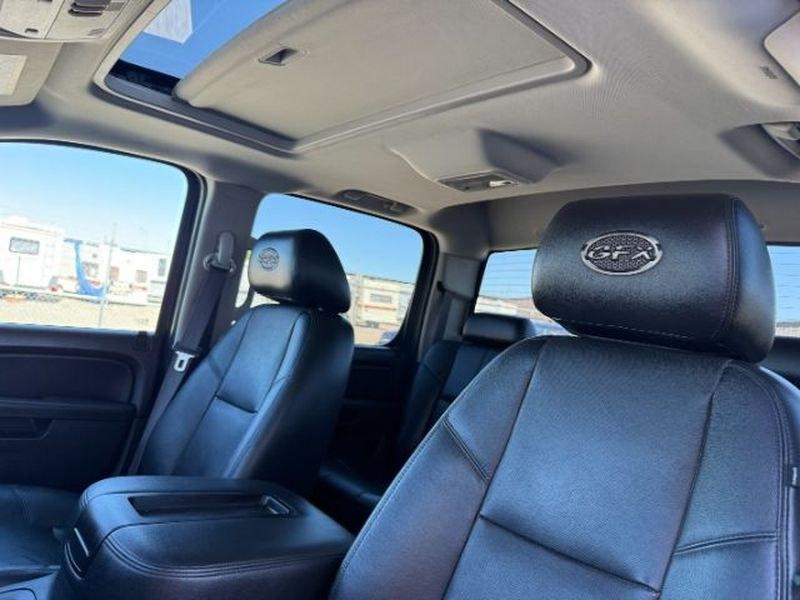 2013 Steel Gray Metallic /Ebony GMC Sierra SLT (1GT121E86DF) with an V8, 6.6L engine, 6-Speed Automatic transmission, located at 1175 N Woodruff Ave, Idaho Falls, ID, 83401, 43.506901, -111.999657 - <b>Vehicle Details</b><br>Looking for a heavy-duty pickup that blends power, comfort, and capability? This pre-owned 2013 GMC Sierra 2500 SLT with 4WD and a V8 6.6L Diesel engine is ready to tackle tough jobs and weekend adventures alike. Built for drivers who need serious towing strength and confid- Photo#22