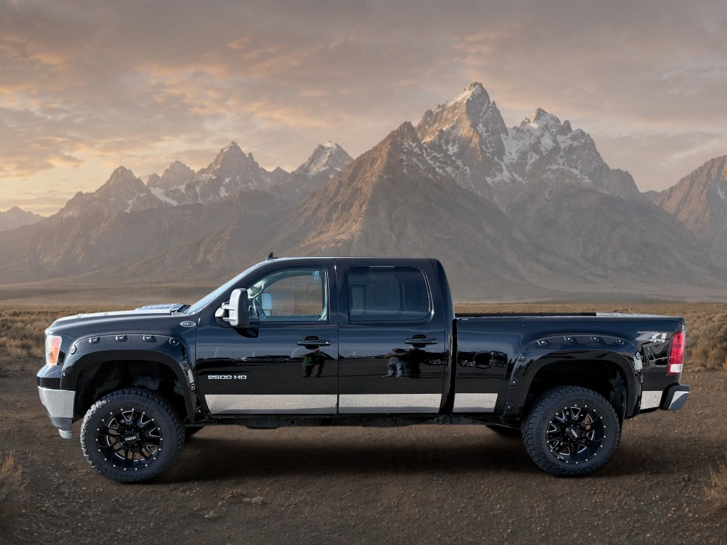 photo of 2013 GMC Sierra 2500HD SLT Crew Cab 4WD