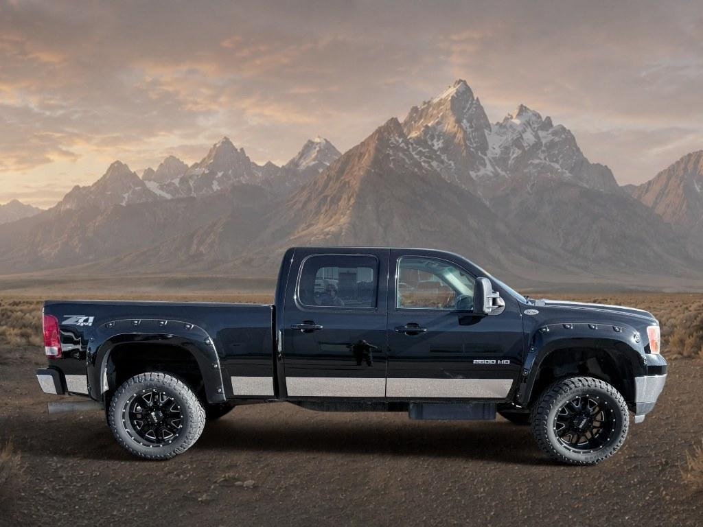 2013 Steel Gray Metallic /Ebony GMC Sierra SLT (1GT121E86DF) with an V8, 6.6L engine, 6-Speed Automatic transmission, located at 1175 N Woodruff Ave, Idaho Falls, ID, 83401, 43.506901, -111.999657 - <b>Vehicle Details</b><br>Looking for a heavy-duty pickup that blends power, comfort, and capability? This pre-owned 2013 GMC Sierra 2500 SLT with 4WD and a V8 6.6L Diesel engine is ready to tackle tough jobs and weekend adventures alike. Built for drivers who need serious towing strength and confid- Photo#4