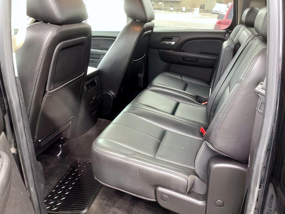 2013 Steel Gray Metallic /Ebony GMC Sierra SLT (1GT121E86DF) with an V8, 6.6L engine, 6-Speed Automatic transmission, located at 1175 N Woodruff Ave, Idaho Falls, ID, 83401, 43.506901, -111.999657 - <b>Vehicle Details</b><br>Looking for a heavy-duty pickup that blends power, comfort, and capability? This pre-owned 2013 GMC Sierra 2500 SLT with 4WD and a V8 6.6L Diesel engine is ready to tackle tough jobs and weekend adventures alike. Built for drivers who need serious towing strength and confid- Photo#39