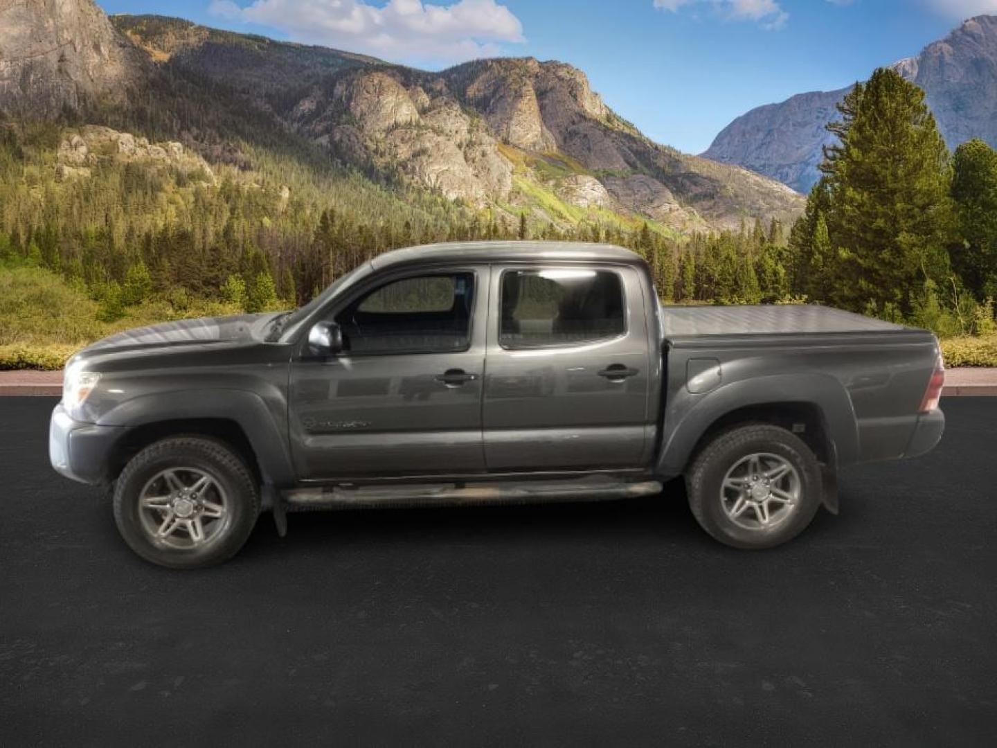 2013 GRAY /Graphite Cloth Interior Toyota Tacoma Double Cab V6 Auto 4WD (5TFLU4EN6DX) with an 4.0L V6 DOHC 24V engine, 5-Speed Automatic transmission, located at 1235 N Woodruff Ave., Idaho Falls, 83401, (208) 523-1053, 43.507172, -112.000488 - At Timberline Auto, finding a great deal on your next vehicle is always easy! Our experienced sales staff's goal is to help find you the right vehicle at the right price! Our knowledgeable finance department has options for almost any credit score. We offer extended service contract options to prote - Photo#1