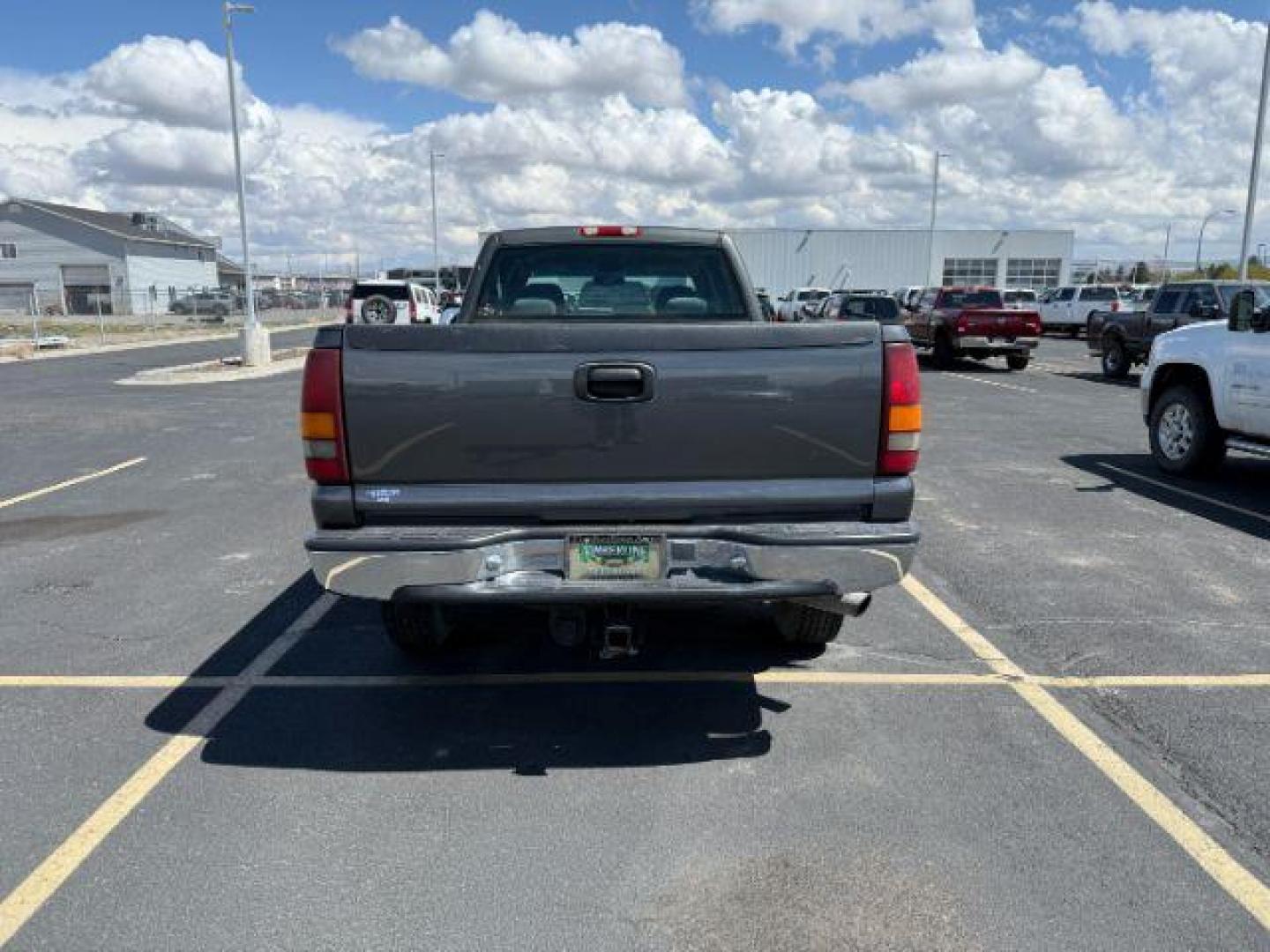 2001 GRAY /Graphite Cloth Chevrolet Silverado 2500HD LS Crew Cab Long Bed 4WD (1GCHK23131F) with an 6.6L V8 OHV 32V TURBO DIESEL engine, 5-Speed Automatic transmission, located at 1235 N Woodruff Ave., Idaho Falls, 83401, (208) 523-1053, 43.507172, -112.000488 - At Timberline Auto, finding a great deal on your next vehicle is always easy! Our experienced sales staff's goal is to help find you the right vehicle at the right price! Our knowledgeable finance department has options for almost any credit score. We offer extended service contract options to prote - Photo#3