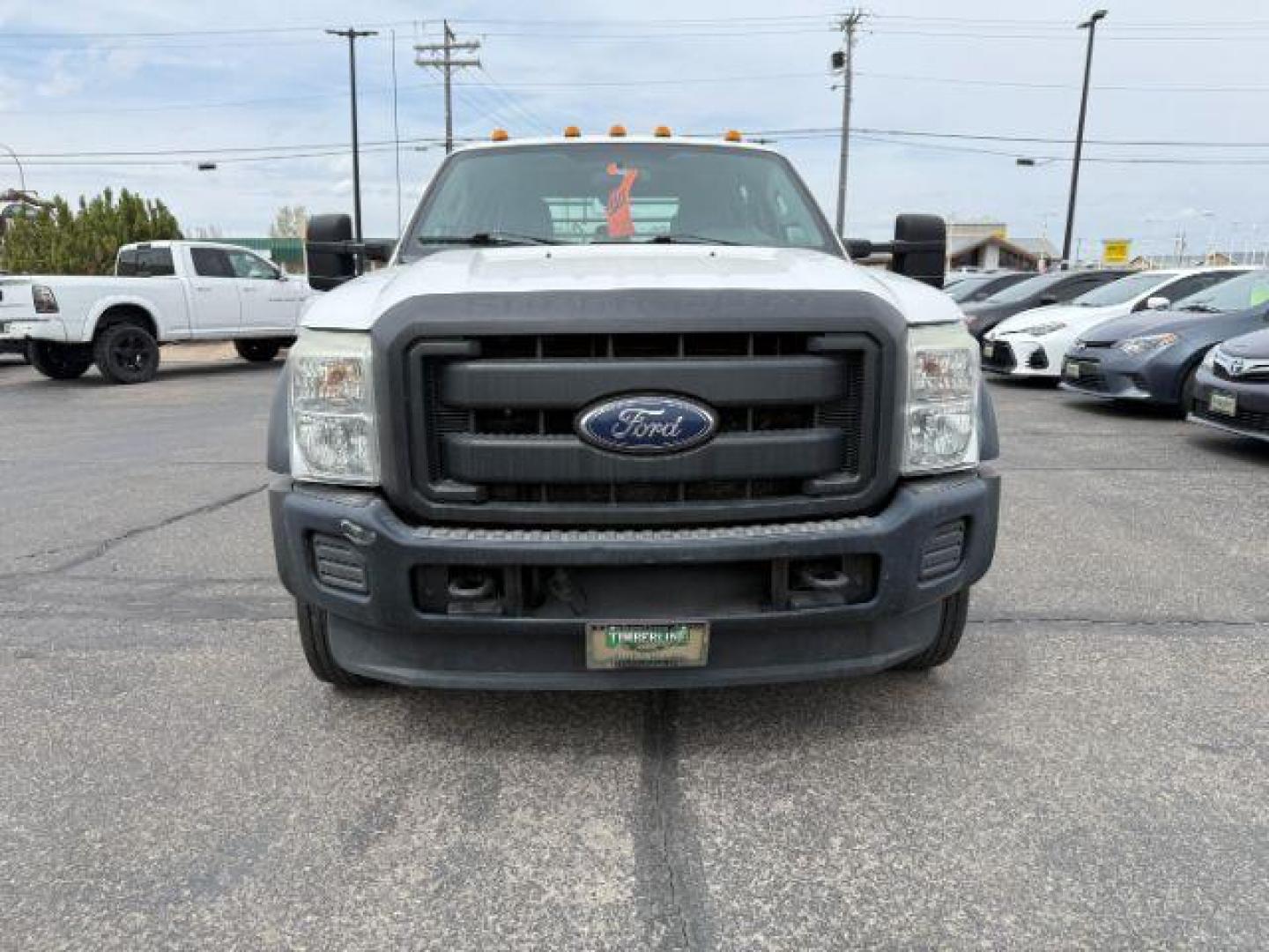 2015 WHITE /CLOTH Ford F-550 Crew Cab DRW 4WD (1FD0W5HT7FE) with an 6.7L V8 OHV 16V DIESEL engine, AUTOMATIC transmission, located at 1235 N Woodruff Ave., Idaho Falls, 83401, (208) 523-1053, 43.507172, -112.000488 - At Timberline Auto, finding a great deal on your next vehicle is always easy! Our experienced sales staff's goal is to help find you the right vehicle at the right price! Our knowledgeable finance department has options for almost any credit score. We offer extended service contract options to prote - Photo#24