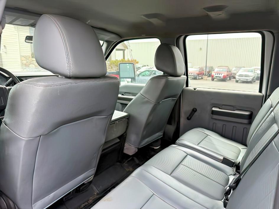 2015 WHITE /CLOTH Ford F-550 Crew Cab DRW 4WD (1FD0W5HT7FE) with an 6.7L V8 OHV 16V DIESEL engine, AUTOMATIC transmission, located at 1235 N Woodruff Ave., Idaho Falls, 83401, (208) 523-1053, 43.507172, -112.000488 - This 2015 Ford F-550 Super Duty is a commercial-grade heavy-duty truck built for demanding work, fleet use, and professional job site performance. Designed on Ford's proven Super Duty platform, it delivers the strength and durability needed for towing, equipment transport, and service applications.- Photo#15
