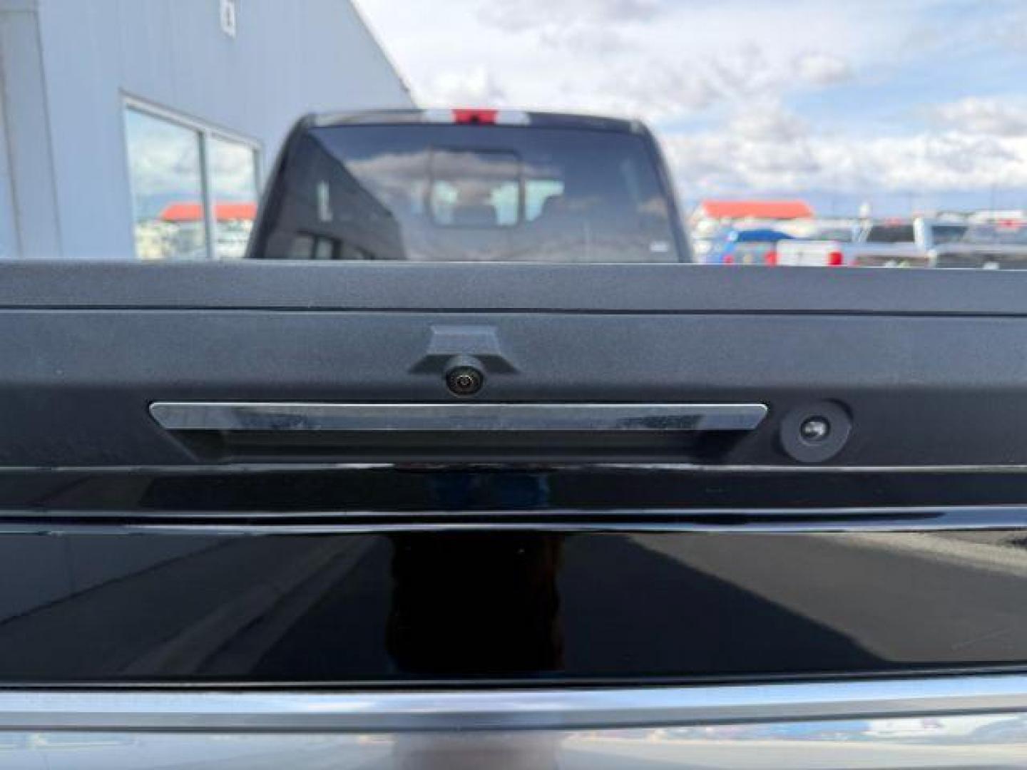 2017 BLACK /LEATHER Ford F-350 SD Platinum (1FT8W3DT7HE) with an 6.7 engine, AUTOMATIC transmission, located at 1235 N Woodruff Ave., Idaho Falls, 83401, (208) 523-1053, 43.507172, -112.000488 - Photo#3