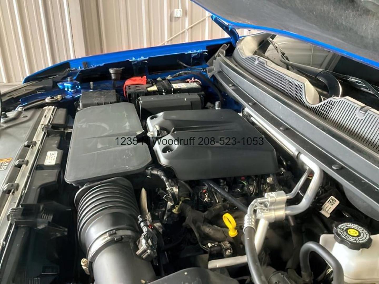 2024 Glacier Blue Metallic /Jet Black/Artem Chevrolet Colorado ZR2 Crew Cab 4WD (1GCPTFEK0R1) with an 2.7L L4 DOHC 16V TURBO engine, 6-Speed Automatic transmission, located at 1235 N Woodruff Ave., Idaho Falls, 83401, (208) 523-1053, 43.507172, -112.000488 - At Timberline Auto, finding a great deal on your next vehicle is always easy! Our experienced sales staff's goal is to help find you the right vehicle at the right price! Our knowledgeable finance department has options for almost any credit score. We offer extended service contract options to prote - Photo#8