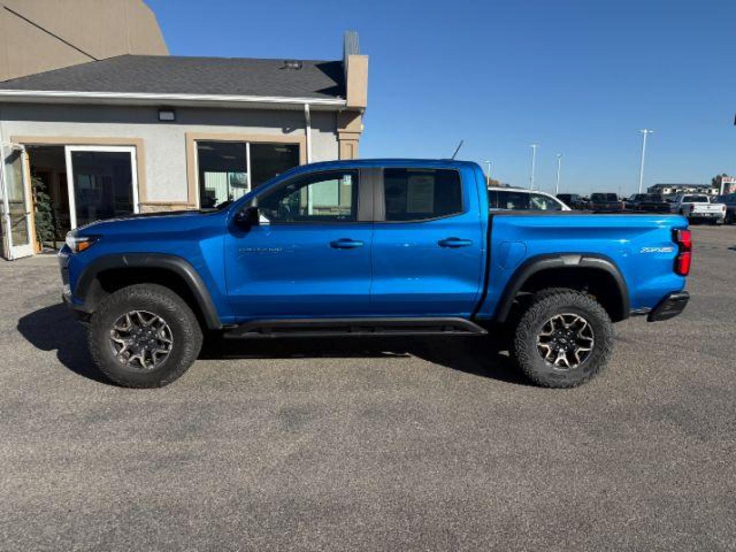 2024 Glacier Blue Metallic /Jet Black/Artem Chevrolet Colorado (1GCPTFEK0R1) with an 27L L4 DOHC 16V TURBO engine, Automatic transmission, located at 1175 N Woodruff Ave, Idaho Falls, ID, 83401, 43.506901, -111.999657 - At Timberline Auto, finding a great deal on your next vehicle is always easy! Our experienced sales staff's goal is to help find you the right vehicle at the right price! Our knowledgeable finance department has options for almost any credit score. We offer extended service contract options to prote - Photo#20
