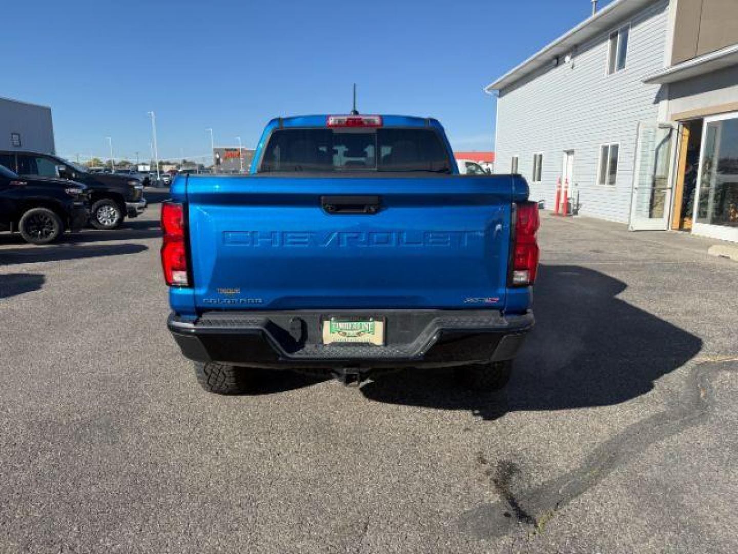 2024 Glacier Blue Metallic /Jet Black/Artem Chevrolet Colorado (1GCPTFEK0R1) with an 27L L4 DOHC 16V TURBO engine, Automatic transmission, located at 1175 N Woodruff Ave, Idaho Falls, ID, 83401, 43.506901, -111.999657 - At Timberline Auto, finding a great deal on your next vehicle is always easy! Our experienced sales staff's goal is to help find you the right vehicle at the right price! Our knowledgeable finance department has options for almost any credit score. We offer extended service contract options to prote - Photo#22