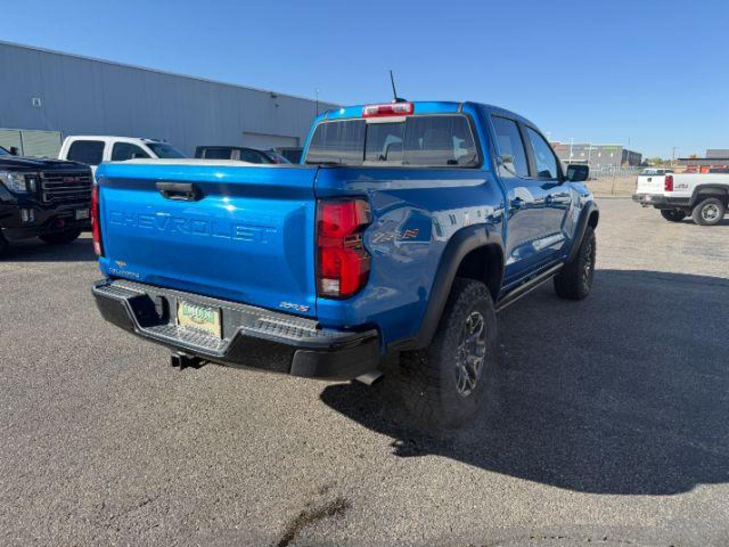 2024 Glacier Blue Metallic /Jet Black/Artem Chevrolet Colorado (1GCPTFEK0R1) with an 27L L4 DOHC 16V TURBO engine, Automatic transmission, located at 1175 N Woodruff Ave, Idaho Falls, ID, 83401, 43.506901, -111.999657 - At Timberline Auto, finding a great deal on your next vehicle is always easy! Our experienced sales staff's goal is to help find you the right vehicle at the right price! Our knowledgeable finance department has options for almost any credit score. We offer extended service contract options to prote - Photo#25