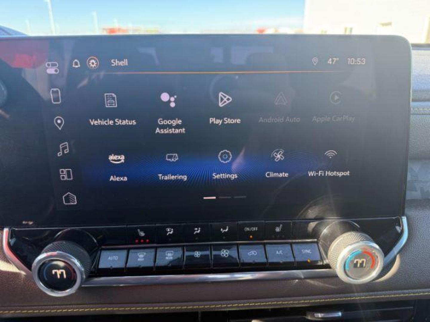 2024 Glacier Blue Metallic /Jet Black/Artem Chevrolet Colorado (1GCPTFEK0R1) with an 27L L4 DOHC 16V TURBO engine, Automatic transmission, located at 1175 N Woodruff Ave, Idaho Falls, ID, 83401, 43.506901, -111.999657 - At Timberline Auto, finding a great deal on your next vehicle is always easy! Our experienced sales staff's goal is to help find you the right vehicle at the right price! Our knowledgeable finance department has options for almost any credit score. We offer extended service contract options to prote - Photo#34