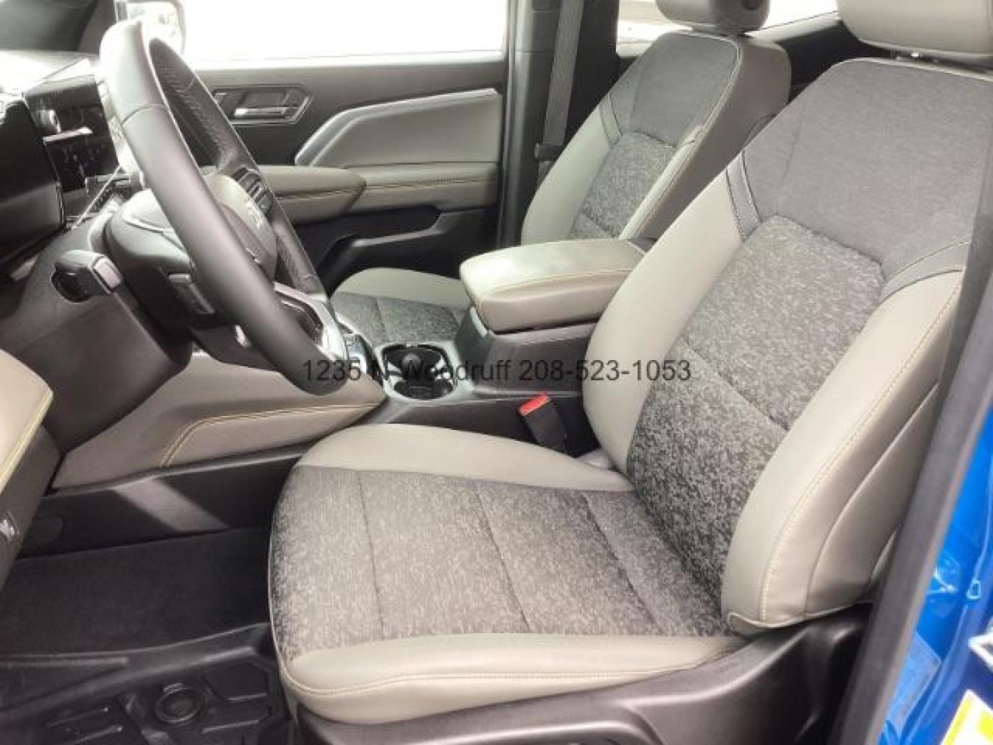 2024 Glacier Blue Metallic /Jet Black/Artem Chevrolet Colorado ZR2 Crew Cab 4WD (1GCPTFEK0R1) with an 2.7L L4 DOHC 16V TURBO engine, 6-Speed Automatic transmission, located at 1235 N Woodruff Ave., Idaho Falls, 83401, (208) 523-1053, 43.507172, -112.000488 - At Timberline Auto, finding a great deal on your next vehicle is always easy! Our experienced sales staff's goal is to help find you the right vehicle at the right price! Our knowledgeable finance department has options for almost any credit score. We offer extended service contract options to prote - Photo#10