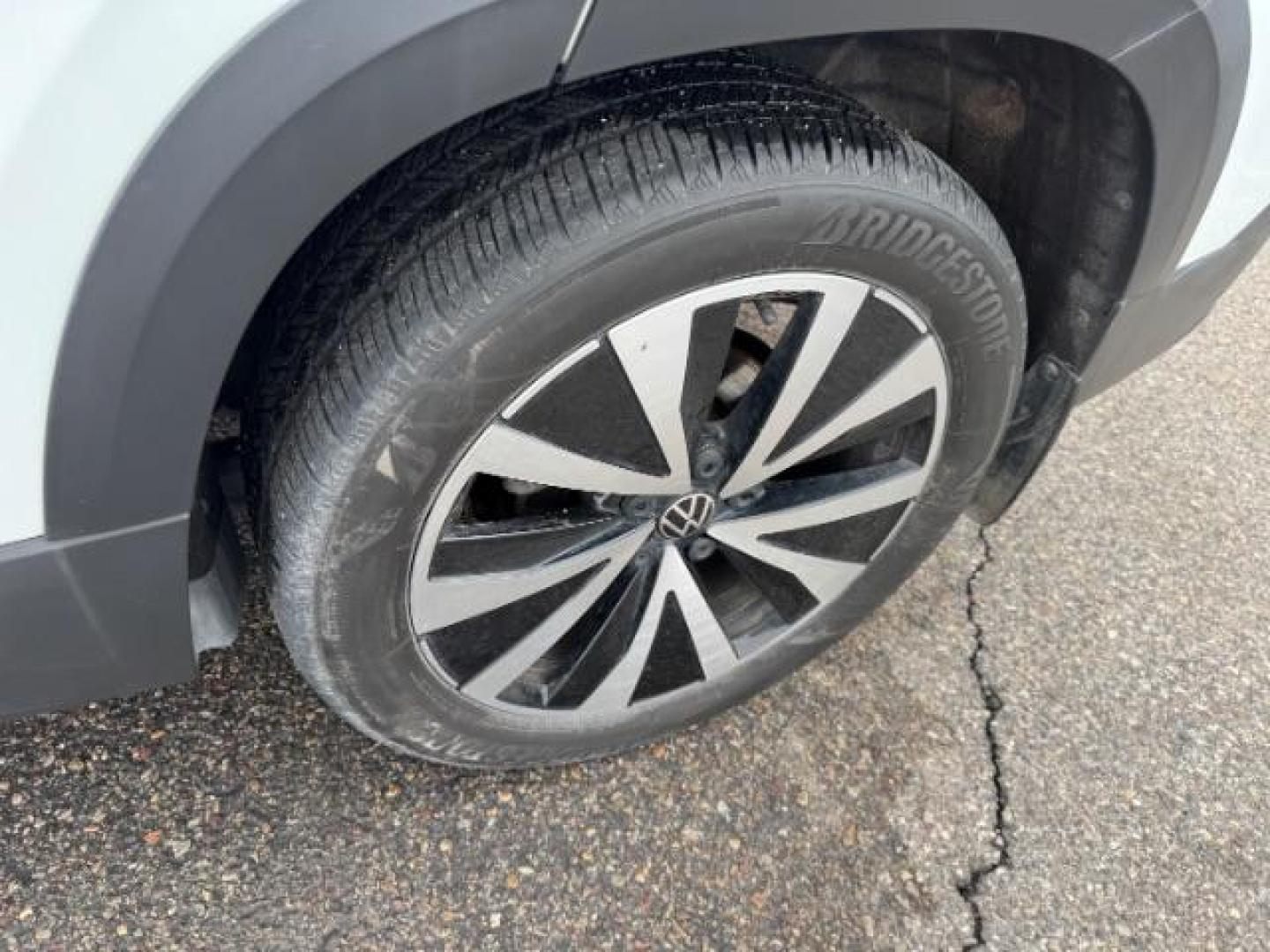 2023 Pure White /Black Volkswagen Taos SE 4Motion (3VVNX7B27PM) with an 1.5L L4 SFI DOHC 16V engine, 7-Speed Automatic transmission, located at 1235 N Woodruff Ave., Idaho Falls, 83401, (208) 523-1053, 43.507172, -112.000488 - At Timberline Auto, finding a great deal on your next vehicle is always easy! Our experienced sales staff's goal is to help find you the right vehicle at the right price! Our knowledgeable finance department has options for almost any credit score. We offer extended service contract options to prote - Photo#10
