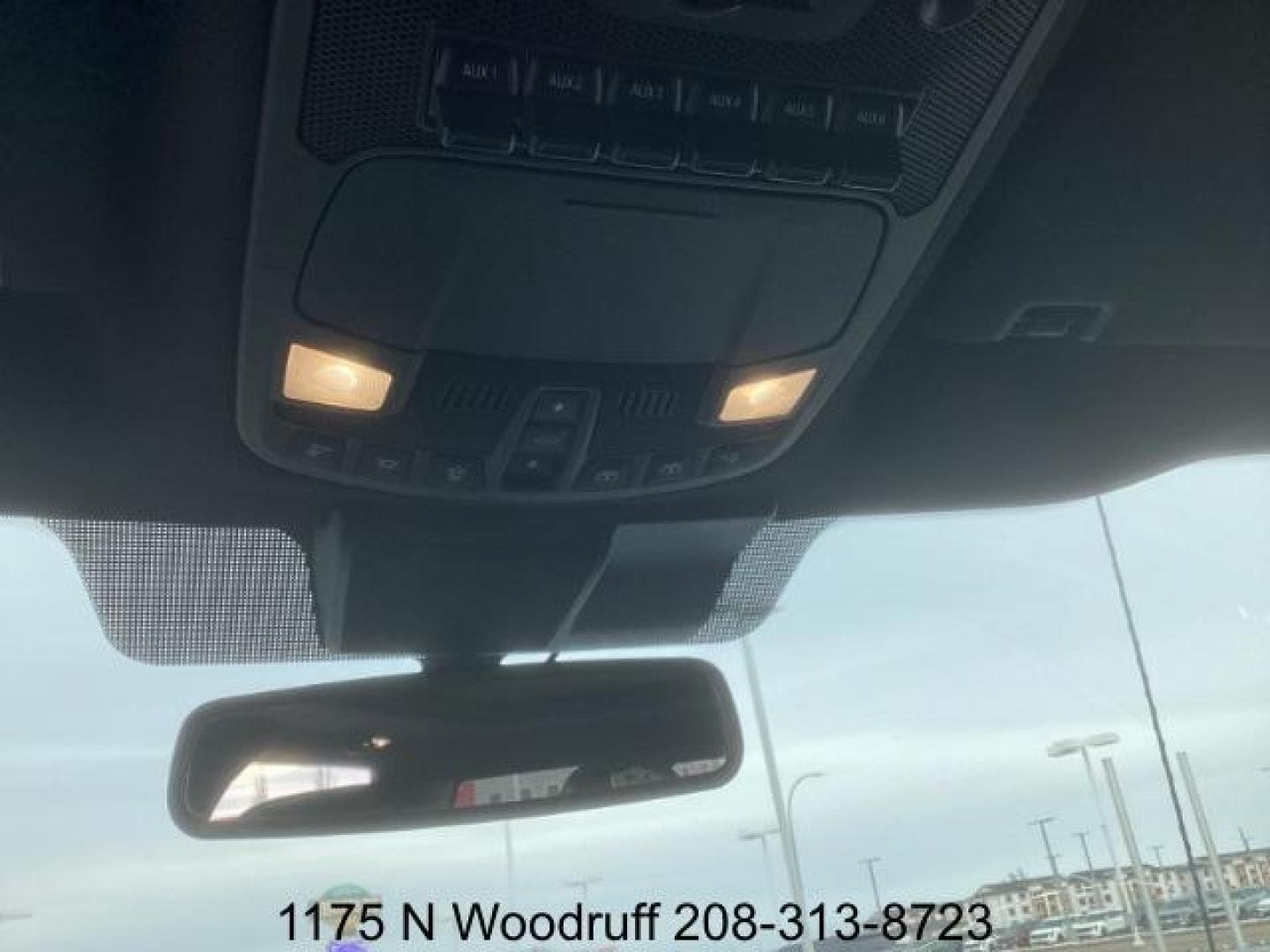 2022 Atlas Blue Metallic /Black Ford F-350 SD Platinum Crew Cab Long Box 4WD (1FT8W3BT0NE) with an 6.7L V8 OHV 16V DIESEL engine, 6-Speed Automatic transmission, located at 1235 N Woodruff Ave., Idaho Falls, 83401, (208) 523-1053, 43.507172, -112.000488 - At Timberline Auto, finding a great deal on your next vehicle is always easy! Our experienced sales staff's goal is to help find you the right vehicle at the right price! Our knowledgeable finance department has options for almost any credit score. We offer extended service contract options to prote - Photo#23