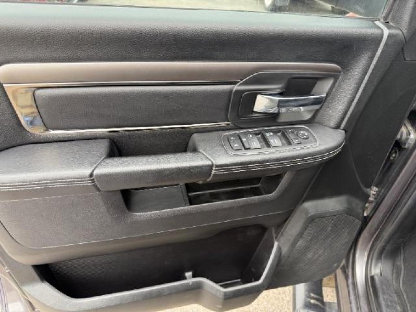 2015 BLACK /CLOTH RAM 1500 Sport Crew Cab SWB 4WD (1C6RR7MT5FS) with an 5.7L V8 OHV 16V engine, 8-Speed Automatic transmission, located at 1235 N Woodruff Ave., Idaho Falls, 83401, (208) 523-1053, 43.507172, -112.000488 - Photo#14