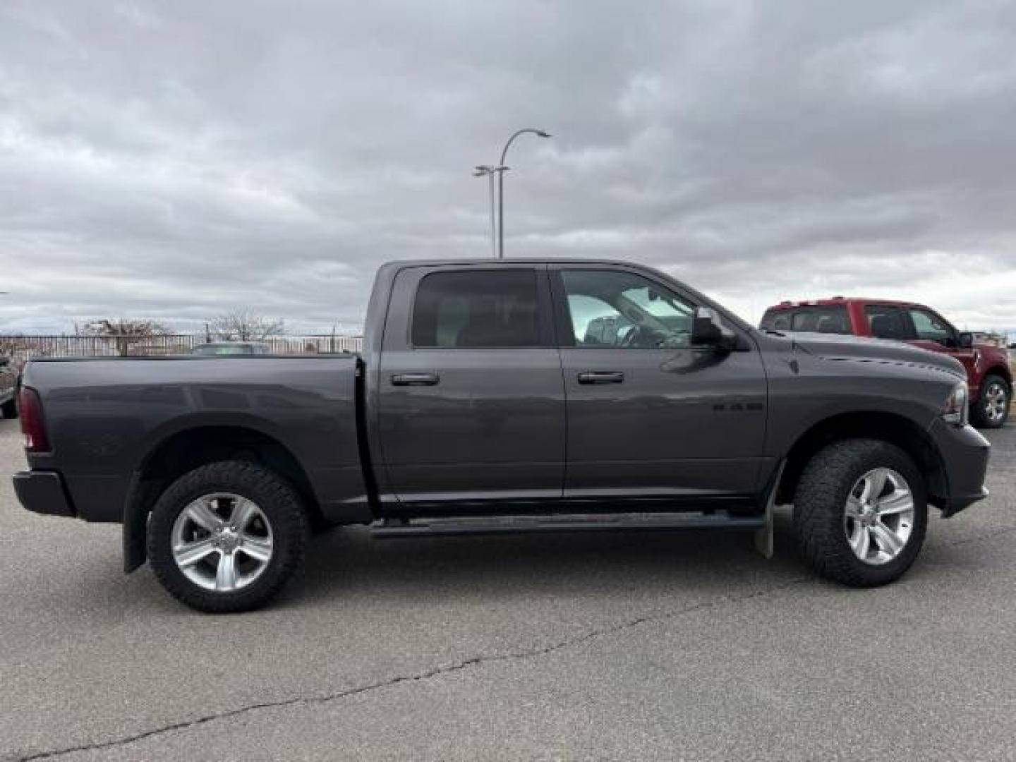 2015 BLACK /CLOTH RAM 1500 Sport Crew Cab SWB 4WD (1C6RR7MT5FS) with an 5.7L V8 OHV 16V engine, 8-Speed Automatic transmission, located at 1235 N Woodruff Ave., Idaho Falls, 83401, (208) 523-1053, 43.507172, -112.000488 - Photo#5