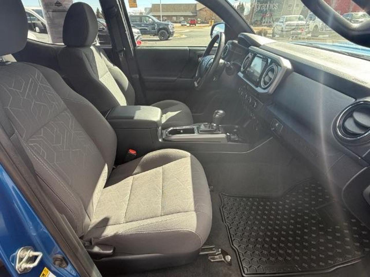 2017 BLUE /CLOTH Toyota Tacoma SR5 Double Cab Super Long Bed V6 6AT 4WD (5TFDZ5BN5HX) with an 3.5L V6 DOHC 24V engine, 6-Speed Automatic transmission, located at 1235 N Woodruff Ave., Idaho Falls, 83401, (208) 523-1053, 43.507172, -112.000488 - At Timberline Auto, finding a great deal on your next vehicle is always easy! Our experienced sales staff's goal is to help find you the right vehicle at the right price! Our knowledgeable finance department has options for almost any credit score. We offer extended service contract options to prote - Photo#17