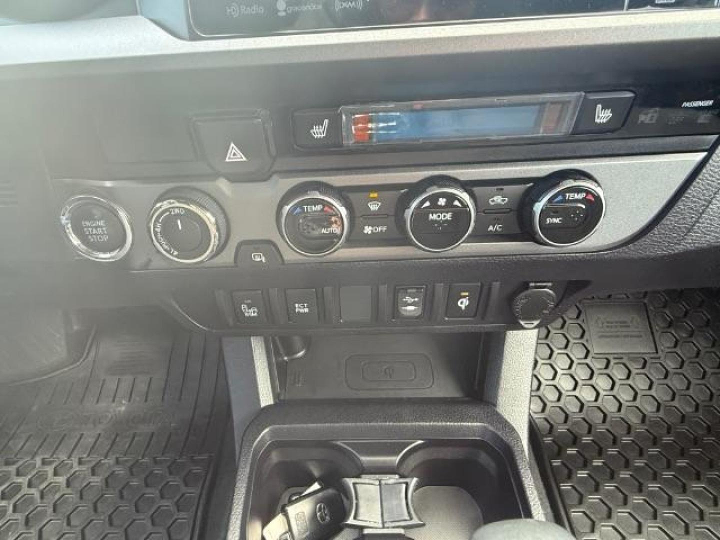2017 BLUE /CLOTH Toyota Tacoma SR5 Double Cab Super Long Bed V6 6AT 4WD (5TFDZ5BN5HX) with an 3.5L V6 DOHC 24V engine, 6-Speed Automatic transmission, located at 1235 N Woodruff Ave., Idaho Falls, 83401, (208) 523-1053, 43.507172, -112.000488 - At Timberline Auto, finding a great deal on your next vehicle is always easy! Our experienced sales staff's goal is to help find you the right vehicle at the right price! Our knowledgeable finance department has options for almost any credit score. We offer extended service contract options to prote - Photo#23