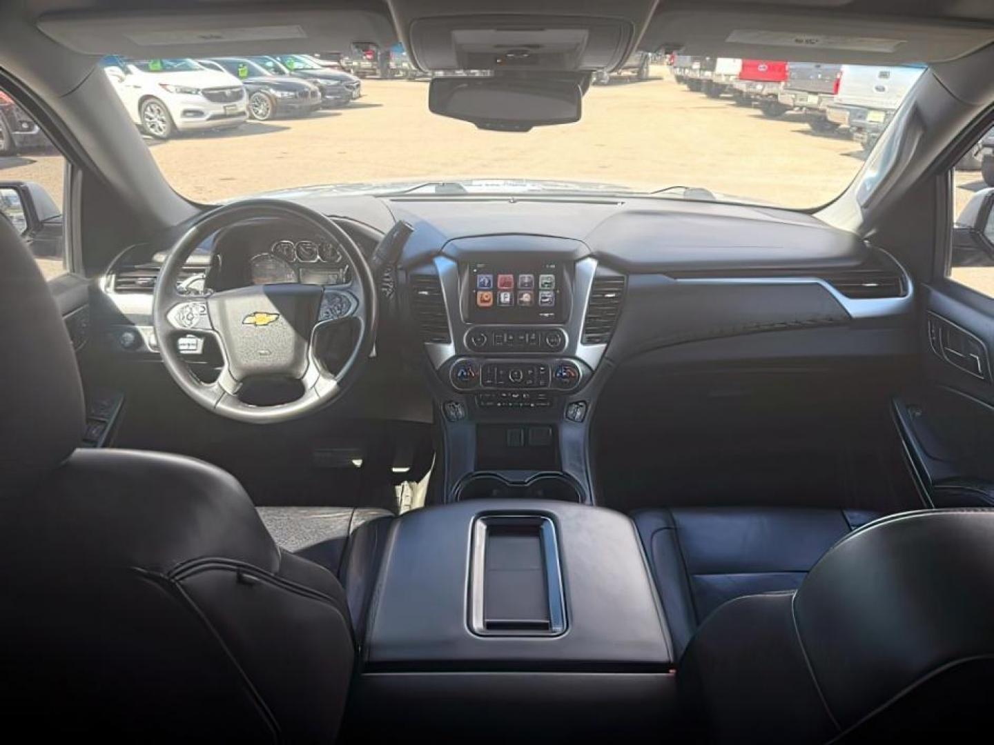 2015 SILVER /LEATHER Chevrolet Tahoe LT 4WD (1GNSKBKCXFR) with an 5.3L V8 OHV 16V engine, 6-Speed Automatic transmission, located at 1235 N Woodruff Ave., Idaho Falls, 83401, (208) 523-1053, 43.507172, -112.000488 - Photo#18