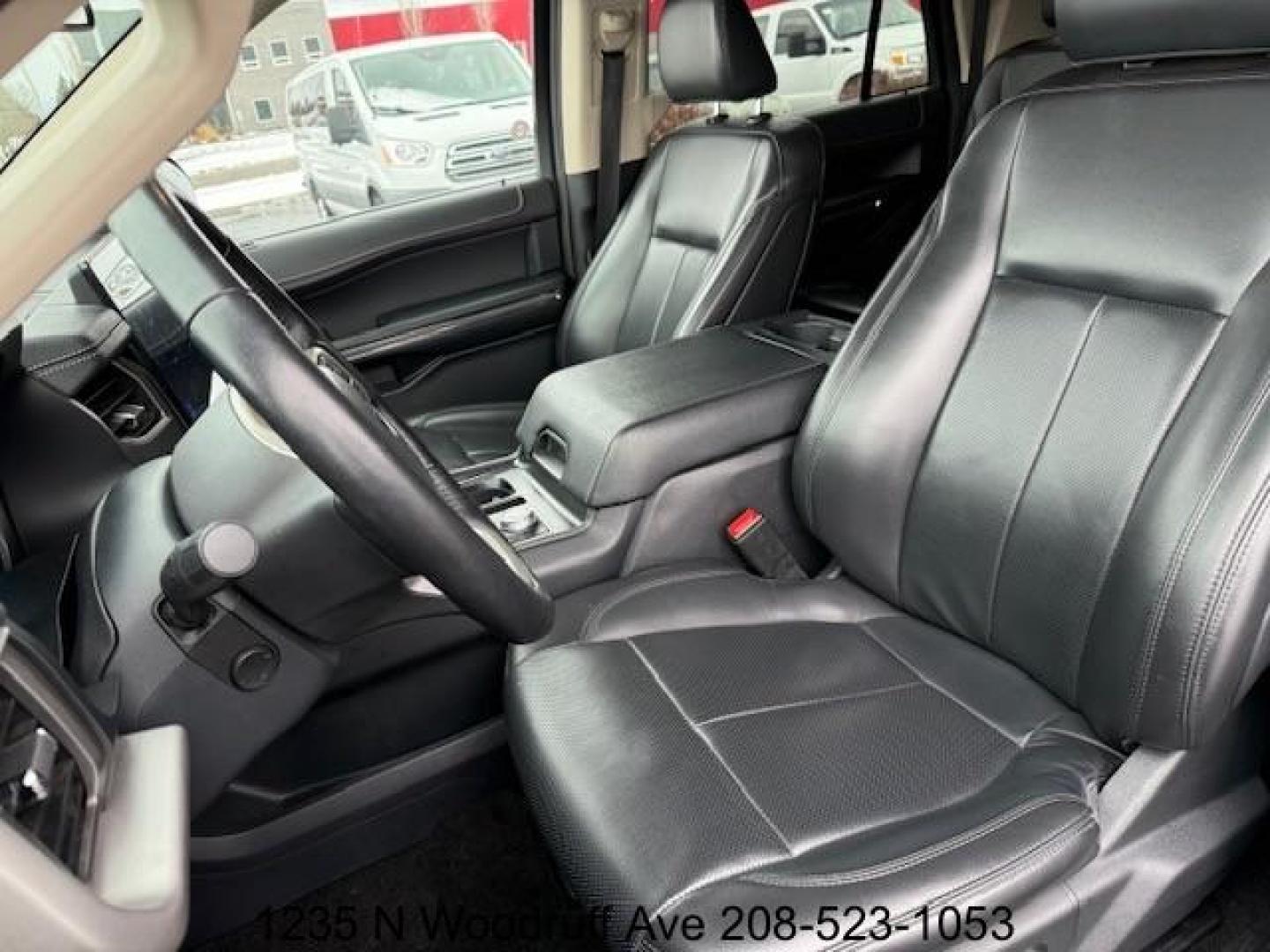 2022 Agate Black Metallic /Black Onyx Ford Expedition MAX XLT 4WD (1FMJK1JT0NE) with an 3.5L V6 DOHC 24V FFV engine, 6-Speed Automatic transmission, located at 1235 N Woodruff Ave., Idaho Falls, 83401, (208) 523-1053, 43.507172, -112.000488 - Photo#10