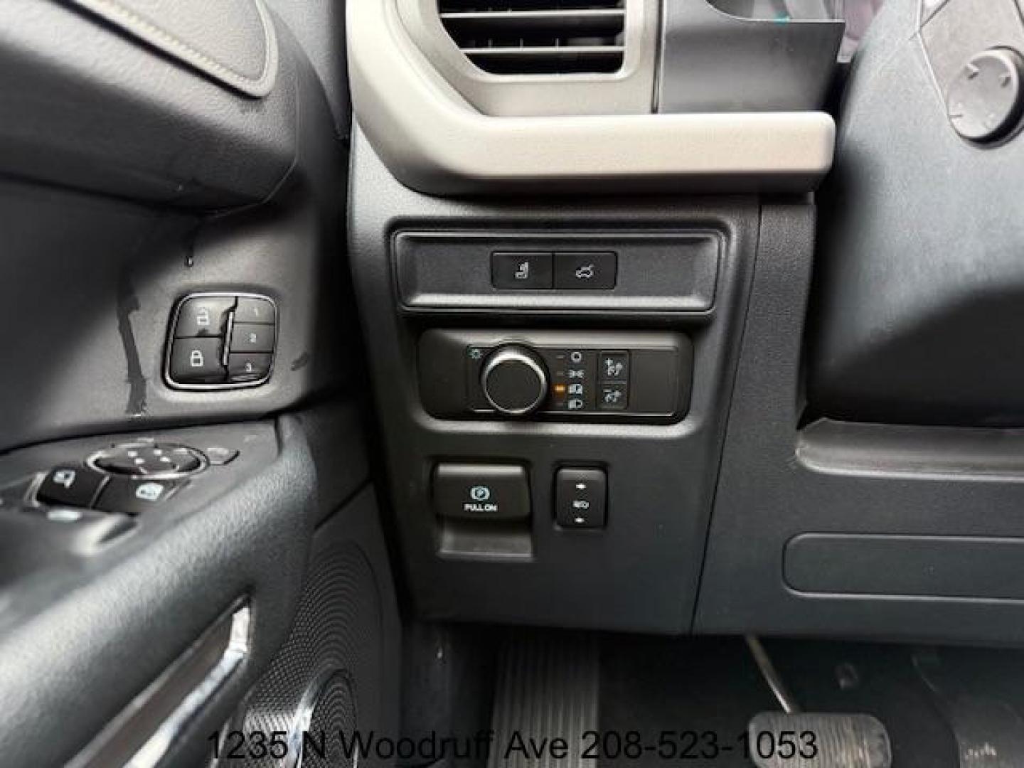 2022 Agate Black Metallic /Black Onyx Ford Expedition MAX XLT 4WD (1FMJK1JT0NE) with an 3.5L V6 DOHC 24V FFV engine, 6-Speed Automatic transmission, located at 1235 N Woodruff Ave., Idaho Falls, 83401, (208) 523-1053, 43.507172, -112.000488 - Photo#24