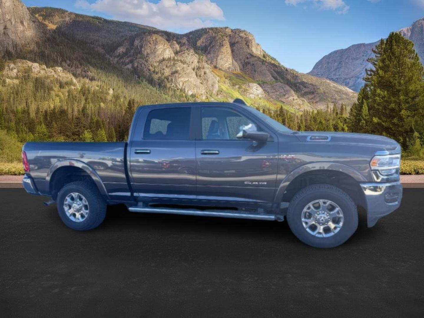 2022 GRAY /Black RAM 2500 Laramie Crew Cab SWB 4WD (3C6UR5FJ2NG) with an 6.4L V8 engine, 6-Speed Automatic transmission, located at 1235 N Woodruff Ave., Idaho Falls, 83401, (208) 523-1053, 43.507172, -112.000488 - At Timberline Auto, finding a great deal on your next vehicle is always easy! Our experienced sales staff's goal is to help find you the right vehicle at the right price! Our knowledgeable finance department has options for almost any credit score. We offer extended service contract options to prote - Photo#1