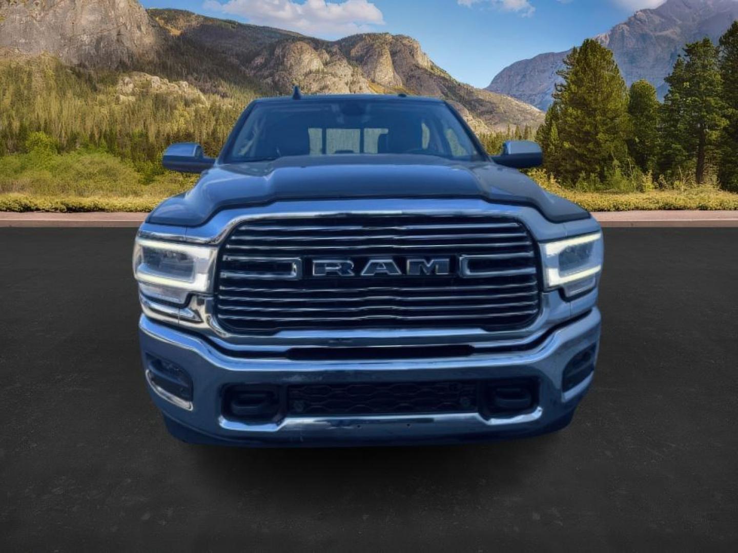 2022 GRAY /Black RAM 2500 Laramie Crew Cab SWB 4WD (3C6UR5FJ2NG) with an 6.4L V8 engine, 6-Speed Automatic transmission, located at 1235 N Woodruff Ave., Idaho Falls, 83401, (208) 523-1053, 43.507172, -112.000488 - At Timberline Auto, finding a great deal on your next vehicle is always easy! Our experienced sales staff's goal is to help find you the right vehicle at the right price! Our knowledgeable finance department has options for almost any credit score. We offer extended service contract options to prote - Photo#2