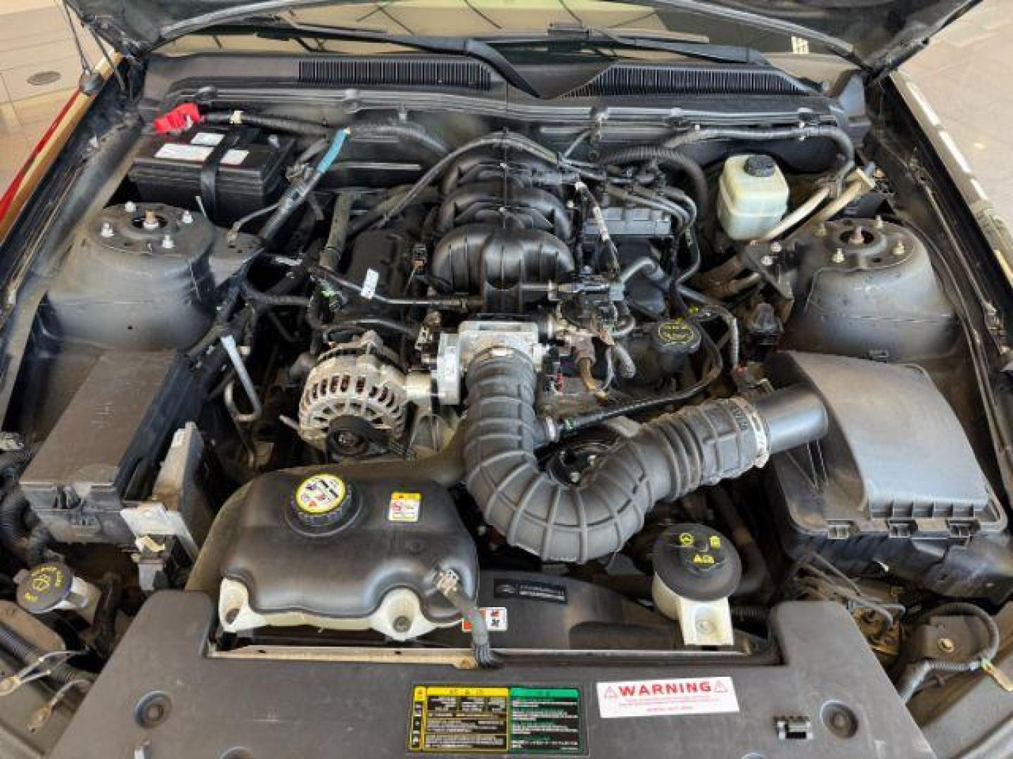 2006 BLACK /CLOTH Ford Mustang V6 Standard Convertible (1ZVFT84NX65) with an V6 engine, AUTOMATIC transmission, located at 1235 N Woodruff Ave., Idaho Falls, 83401, (208) 523-1053, 43.507172, -112.000488 - At Timberline Auto, finding a great deal on your next vehicle is always easy! Our experienced sales staff's goal is to help find you the right vehicle at the right price! Our knowledgeable finance department has options for almost any credit score. We offer extended service contract options to prote - Photo#16