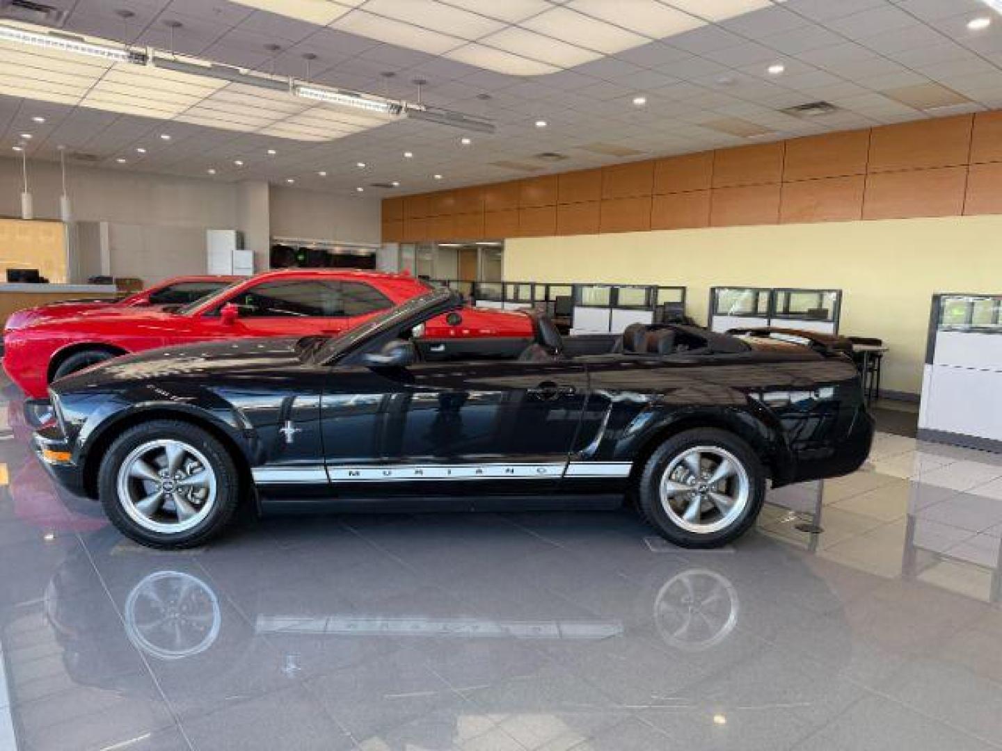 2006 BLACK /CLOTH Ford Mustang V6 Standard Convertible (1ZVFT84NX65) with an V6 engine, AUTOMATIC transmission, located at 1235 N Woodruff Ave., Idaho Falls, 83401, (208) 523-1053, 43.507172, -112.000488 - At Timberline Auto, finding a great deal on your next vehicle is always easy! Our experienced sales staff's goal is to help find you the right vehicle at the right price! Our knowledgeable finance department has options for almost any credit score. We offer extended service contract options to prote - Photo#1