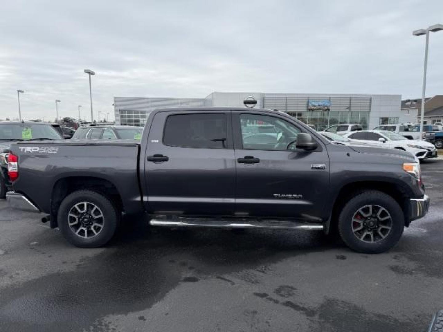 2017 Magnetic Gray Metallic /Black, cloth Toyota Tundra SR5 5.7L V8 CrewMax 4WD (5TFDY5F12HX) with an 5.7L V8 DOHC 32V engine, 6-Speed Automatic transmission, located at 1235 N Woodruff Ave., Idaho Falls, 83401, (208) 523-1053, 43.507172, -112.000488 - At Timberline Auto, finding a great deal on your next vehicle is always easy! Our experienced sales staff's goal is to help find you the right vehicle at the right price! Our knowledgeable finance department has options for almost any credit score. We offer extended service contract options to prote - Photo#5