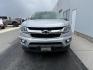 2020 Silver Ice Metallic /Jet Black, cloth Chevrolet Colorado LT Crew Cab 4WD Short Box (1GCGTCEN5L1) with an 3.6L V6 DOHC 24V GAS engine, 6-Speed Automatic transmission, located at 1235 N Woodruff Ave., Idaho Falls, 83401, (208) 523-1053, 43.507172, -112.000488 - At Timberline Auto, finding a great deal on your next vehicle is always easy! Our experienced sales staff's goal is to help find you the right vehicle at the right price! Our knowledgeable finance department has options for almost any credit score. We offer extended service contract options to prote - Photo#8