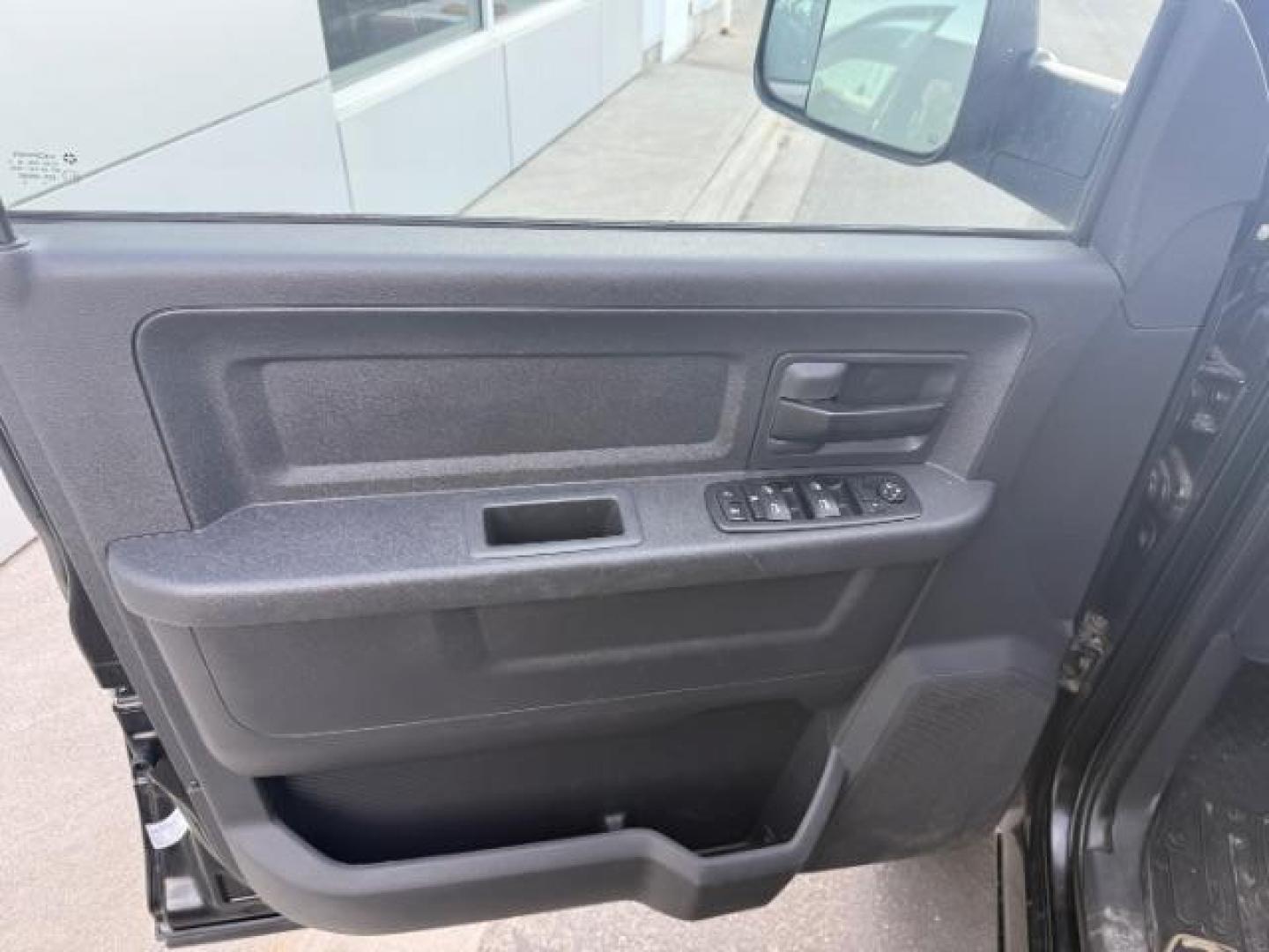 2011 BLACK /Dark Slate/Medium Graystone Cloth Interior RAM 2500 ST Crew Cab LWB 4WD (3D7UT2CL4BG) with an 6.7L L6 OHV 24V TURBO DIESEL engine, 5-Speed Automatic transmission, located at 1235 N Woodruff Ave., Idaho Falls, 83401, (208) 523-1053, 43.507172, -112.000488 - At Timberline Auto, finding a great deal on your next vehicle is always easy! Our experienced sales staff's goal is to help find you the right vehicle at the right price! Our knowledgeable finance department has options for almost any credit score. We offer extended service contract options to prote - Photo#10