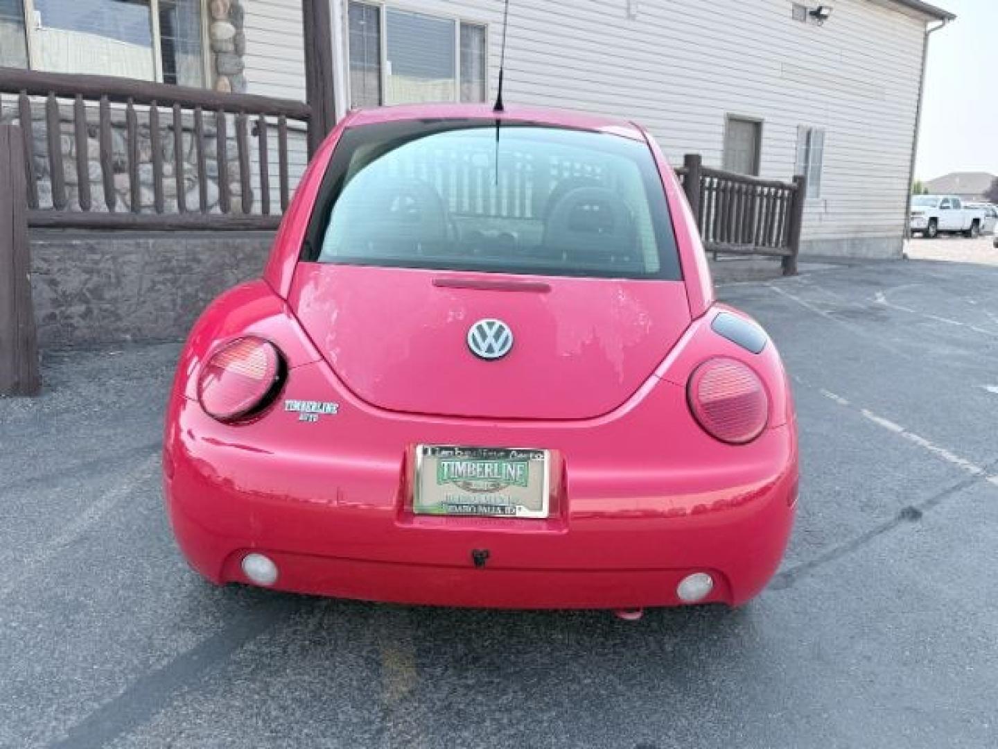 2002 Red /Black Volkswagen New Beetle (3VWBK21C32M) with an 2L I-4 regular unleaded engine, located at 1175 N Woodruff Ave, Idaho Falls, ID, 83401, 43.506901, -111.999657 - At Timberline Auto, finding a great deal on your next vehicle is always easy! Our experienced sales staff goal is to help find you the right vehicle at the right price! Our knowledgeable finance department has options for almost any credit score. We offer extended service contract options to prot- Photo#3