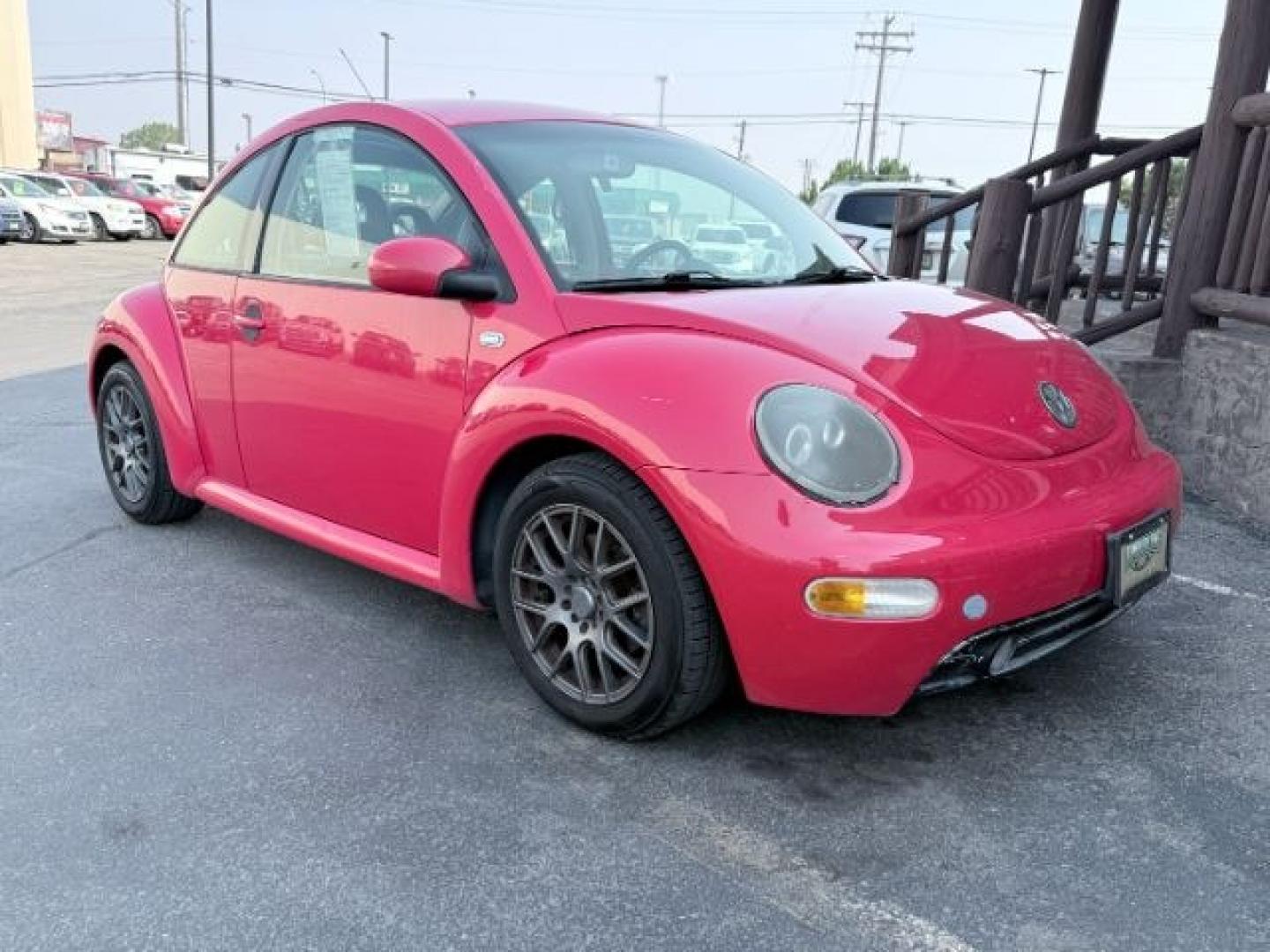 2002 Red /Black Volkswagen New Beetle (3VWBK21C32M) with an 2L I-4 regular unleaded engine, located at 1175 N Woodruff Ave, Idaho Falls, ID, 83401, 43.506901, -111.999657 - At Timberline Auto, finding a great deal on your next vehicle is always easy! Our experienced sales staff goal is to help find you the right vehicle at the right price! Our knowledgeable finance department has options for almost any credit score. We offer extended service contract options to prot- Photo#6