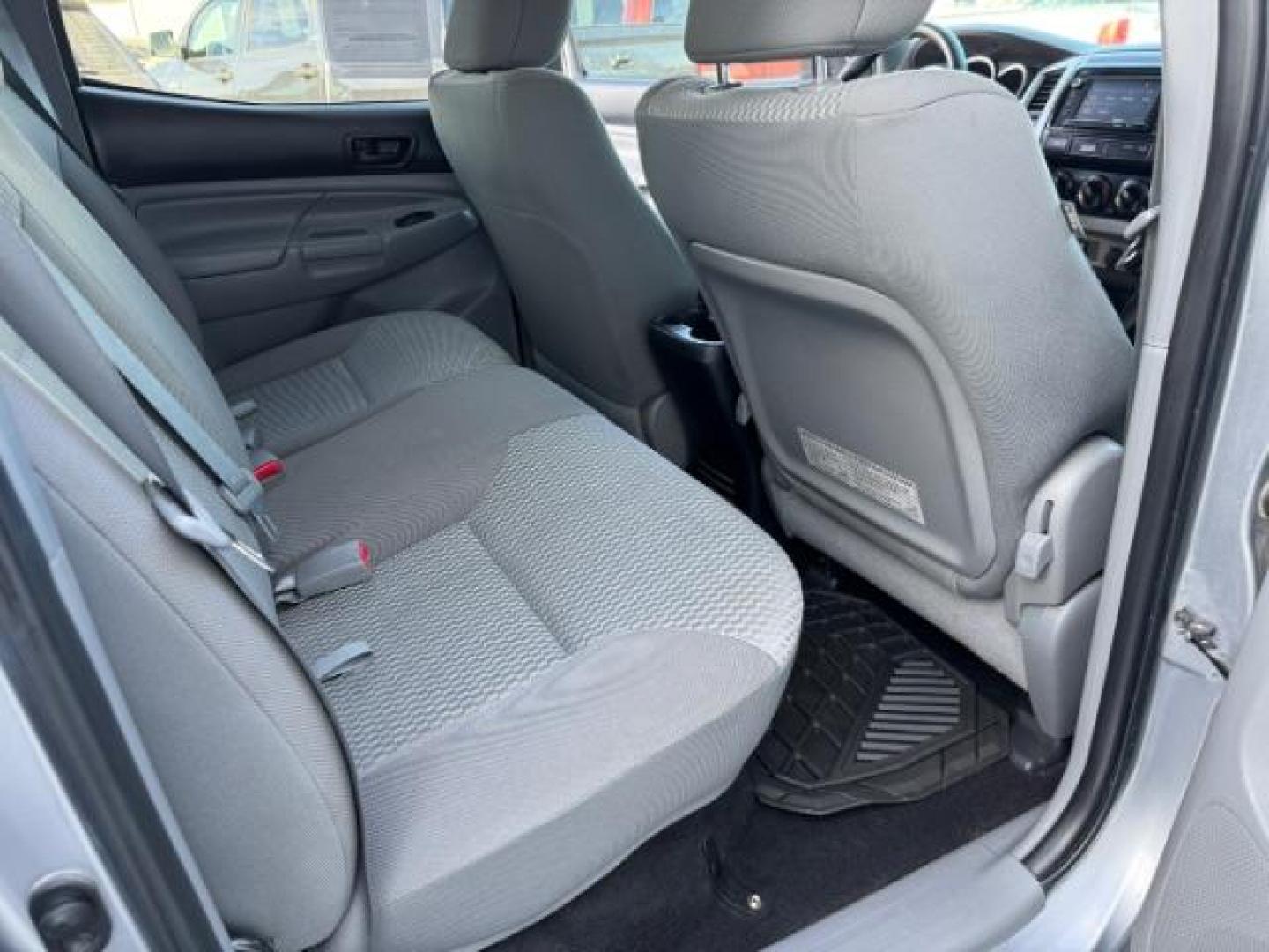 2014 SILVER /CLOTH TOYOTA TACOMA BASE (3TMLU4EN4EM) with an 3.5 engine, AUTOMATIC transmission, located at 1235 N Woodruff Ave., Idaho Falls, 83401, (208) 523-1053, 43.507172, -112.000488 - Photo#23