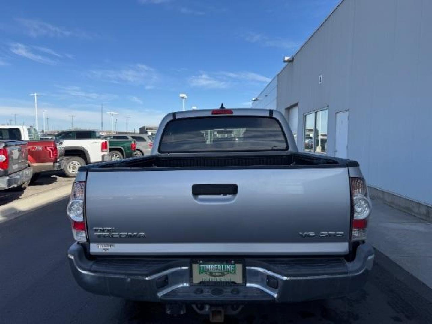 2014 SILVER /CLOTH TOYOTA TACOMA BASE (3TMLU4EN4EM) with an 3.5 engine, AUTOMATIC transmission, located at 1235 N Woodruff Ave., Idaho Falls, 83401, (208) 523-1053, 43.507172, -112.000488 - Photo#3