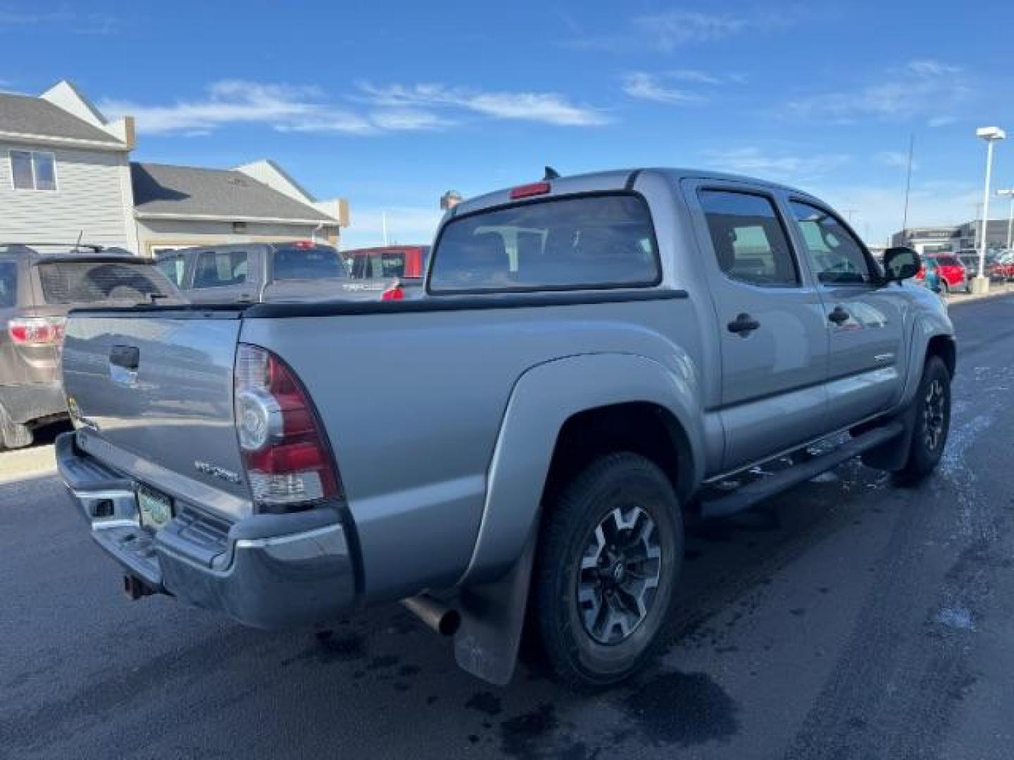 2014 SILVER /CLOTH TOYOTA TACOMA BASE (3TMLU4EN4EM) with an 3.5 engine, AUTOMATIC transmission, located at 1235 N Woodruff Ave., Idaho Falls, 83401, (208) 523-1053, 43.507172, -112.000488 - Photo#4