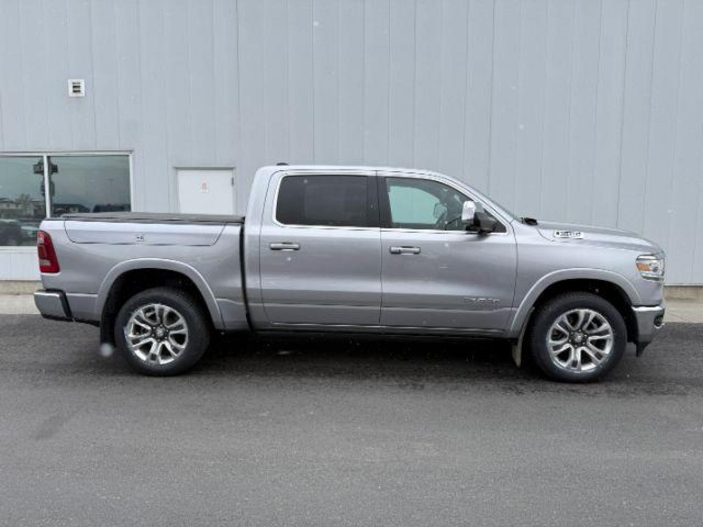 2023 SILVER /LEATHER RAM 1500 Longhorn Crew Cab SWB 4WD (1C6SRFKT7PN) with an 5.7 engine, AUTOMATIC transmission, located at 1235 N Woodruff Ave., Idaho Falls, 83401, (208) 523-1053, 43.507172, -112.000488 - At Timberline Auto, finding a great deal on your next vehicle is always easy! Our experienced sales staff's goal is to help find you the right vehicle at the right price! Our knowledgeable finance department has options for almost any credit score. We offer extended service contract options to prote - Photo#7