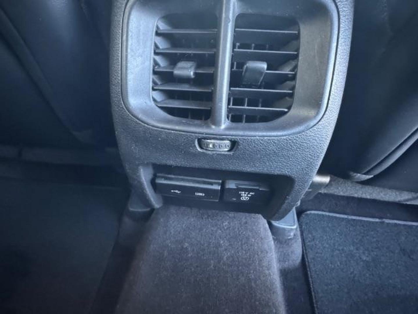 2019 BLUE /Black, vinyl/cloth Jeep Cherokee Trailhawk 4WD (1C4PJMBXXKD) with an 3.2L V6 DOHC 24V engine, 9-Speed Automatic transmission, located at 1235 N Woodruff Ave., Idaho Falls, 83401, (208) 523-1053, 43.507172, -112.000488 - Photo#21