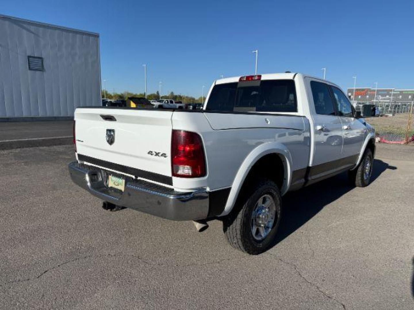 2012 WHITE /LEATHER RAM 2500 LARAMIE LONGHORN (3C6UD5GL6CG) with an 6.7 engine, AUTOMATIC transmission, located at 1235 N Woodruff Ave., Idaho Falls, 83401, (208) 523-1053, 43.507172, -112.000488 - At Timberline Auto, finding a great deal on your next vehicle is always easy! Our experienced sales staff's goal is to help find you the right vehicle at the right price! Our knowledgeable finance department has options for almost any credit score. We offer extended service contract options to prote - Photo#5