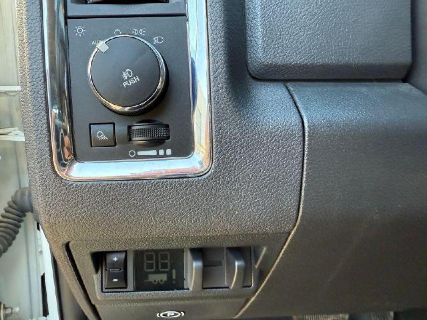 2012 WHITE /LEATHER RAM 2500 LARAMIE LONGHORN (3C6UD5GL6CG) with an 6.7 engine, AUTOMATIC transmission, located at 1235 N Woodruff Ave., Idaho Falls, 83401, (208) 523-1053, 43.507172, -112.000488 - At Timberline Auto, finding a great deal on your next vehicle is always easy! Our experienced sales staff's goal is to help find you the right vehicle at the right price! Our knowledgeable finance department has options for almost any credit score. We offer extended service contract options to prote - Photo#17